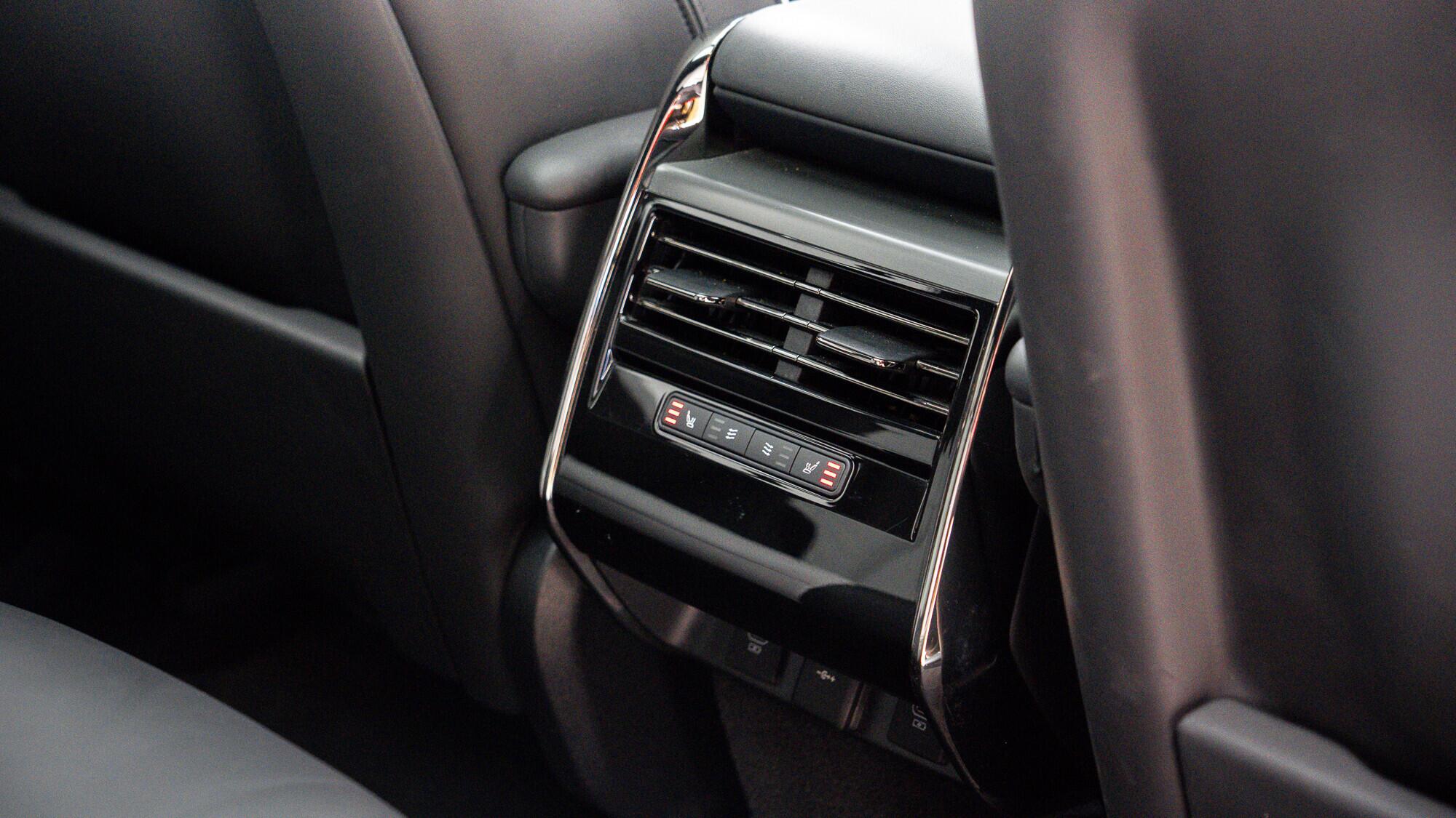 Land Rover Range Rover Sport view 22