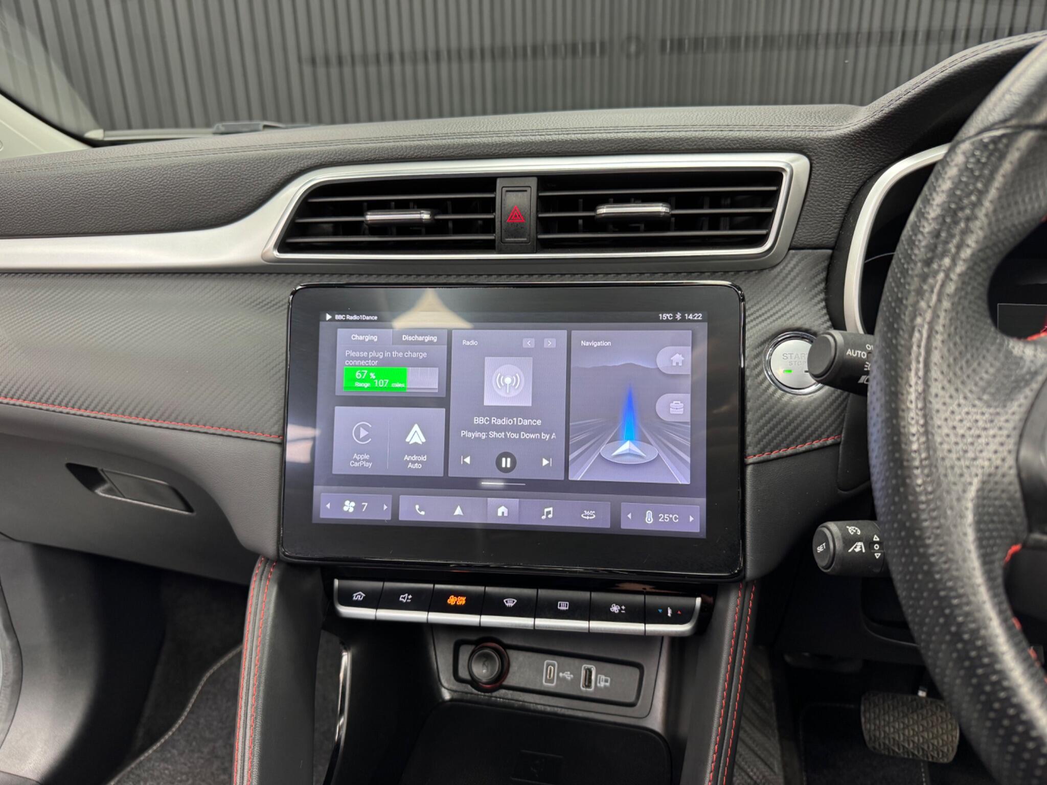 MG ZS view 9