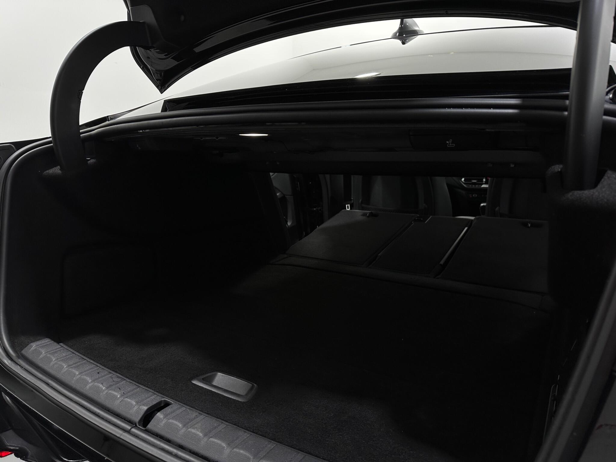 BMW 2 Series view 46