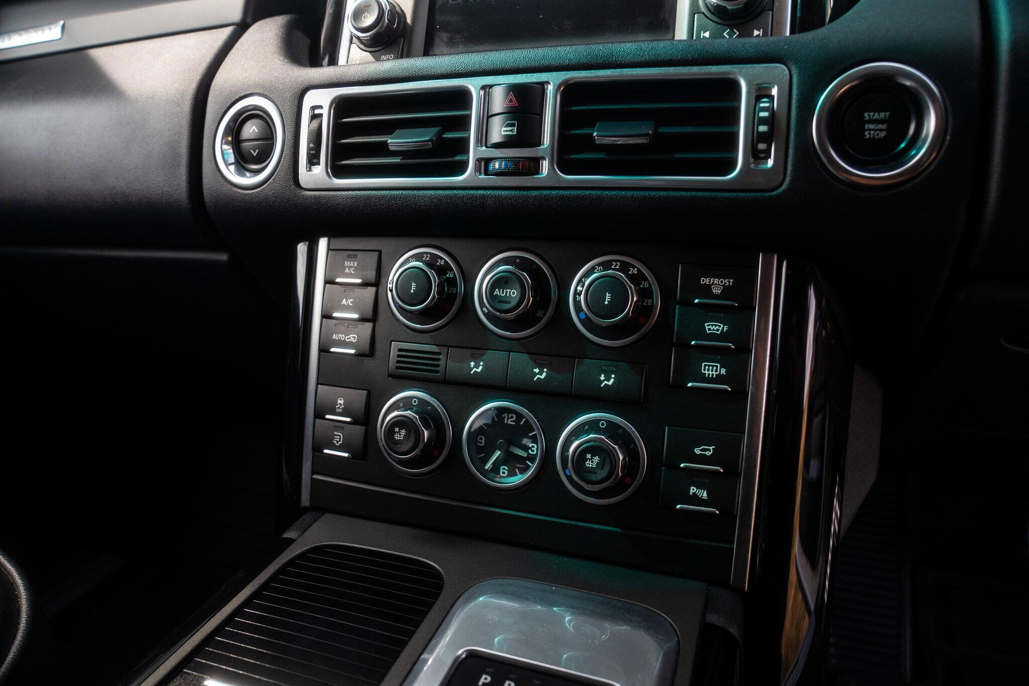 Land Rover Range Rover view 25