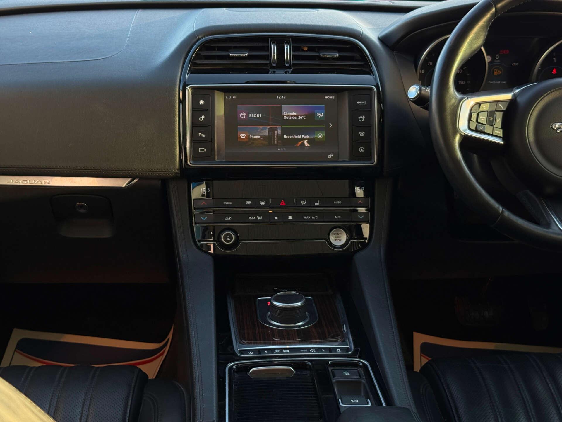 Jaguar F-Pace view 48