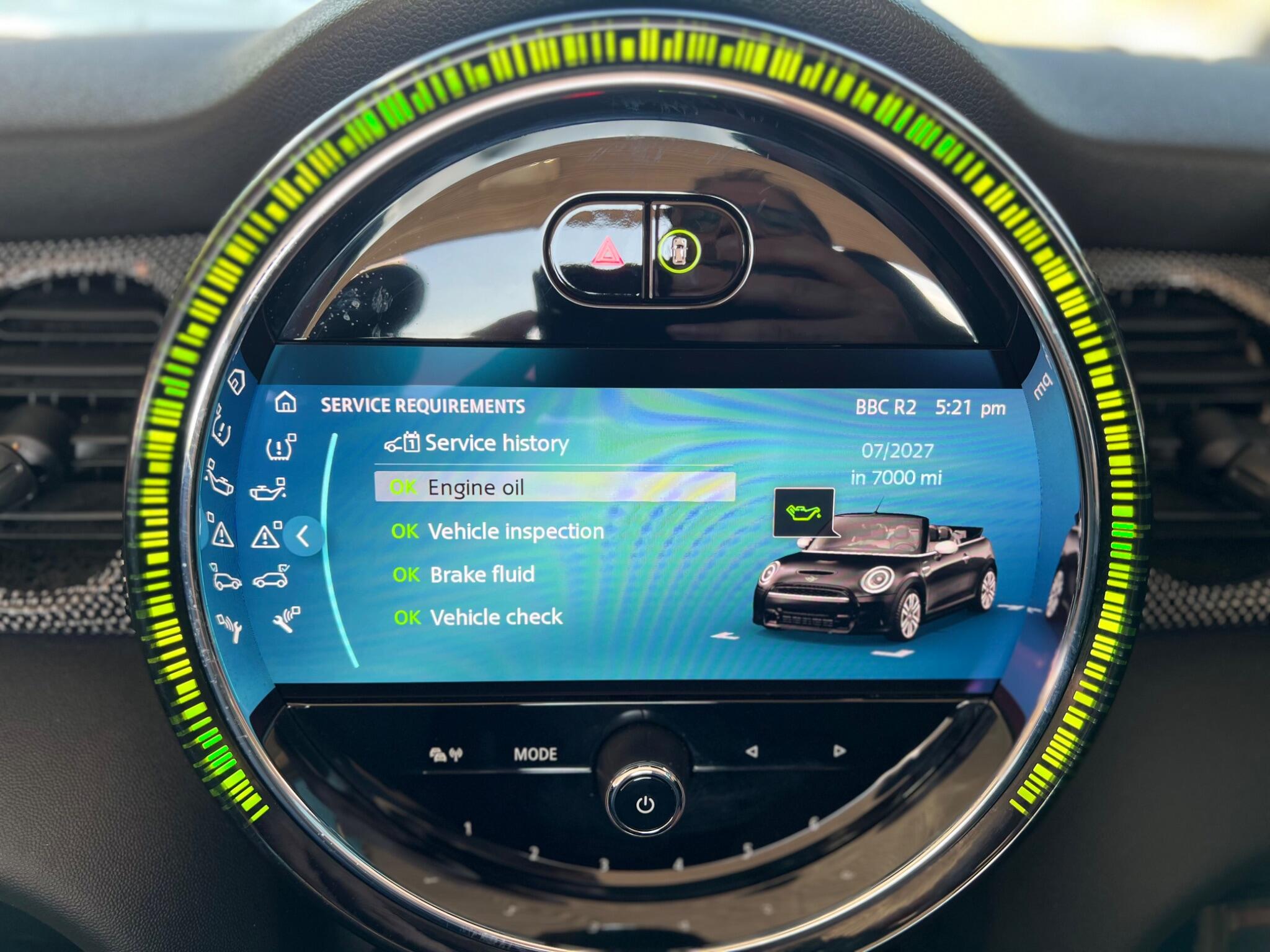 MINI Convertible view 29