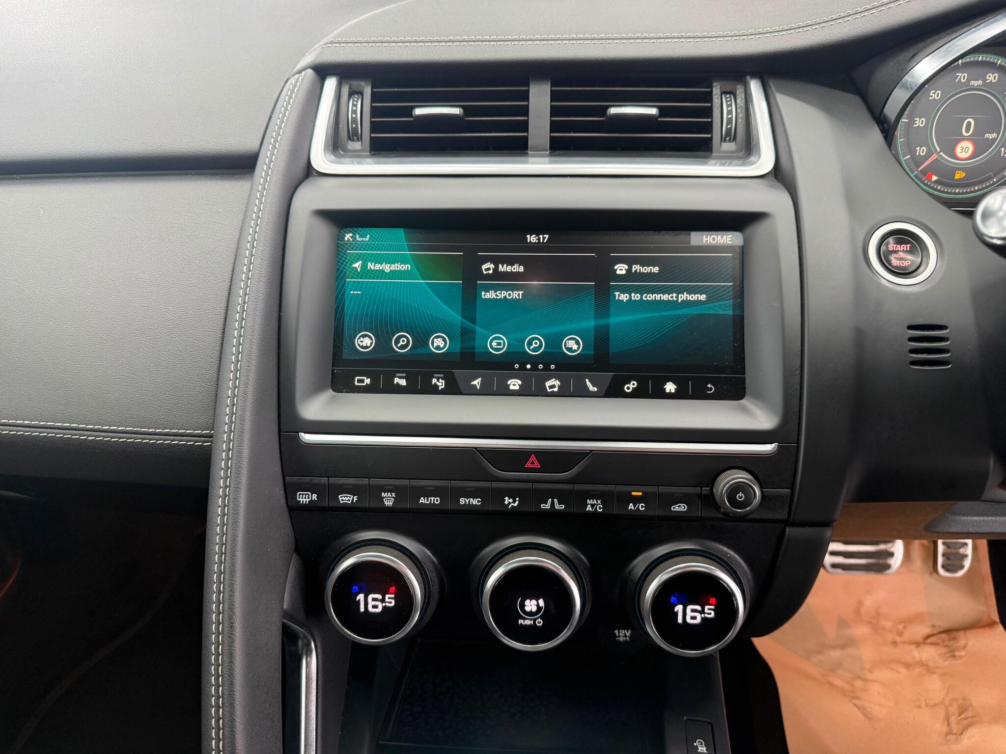 Jaguar E-Pace view 50