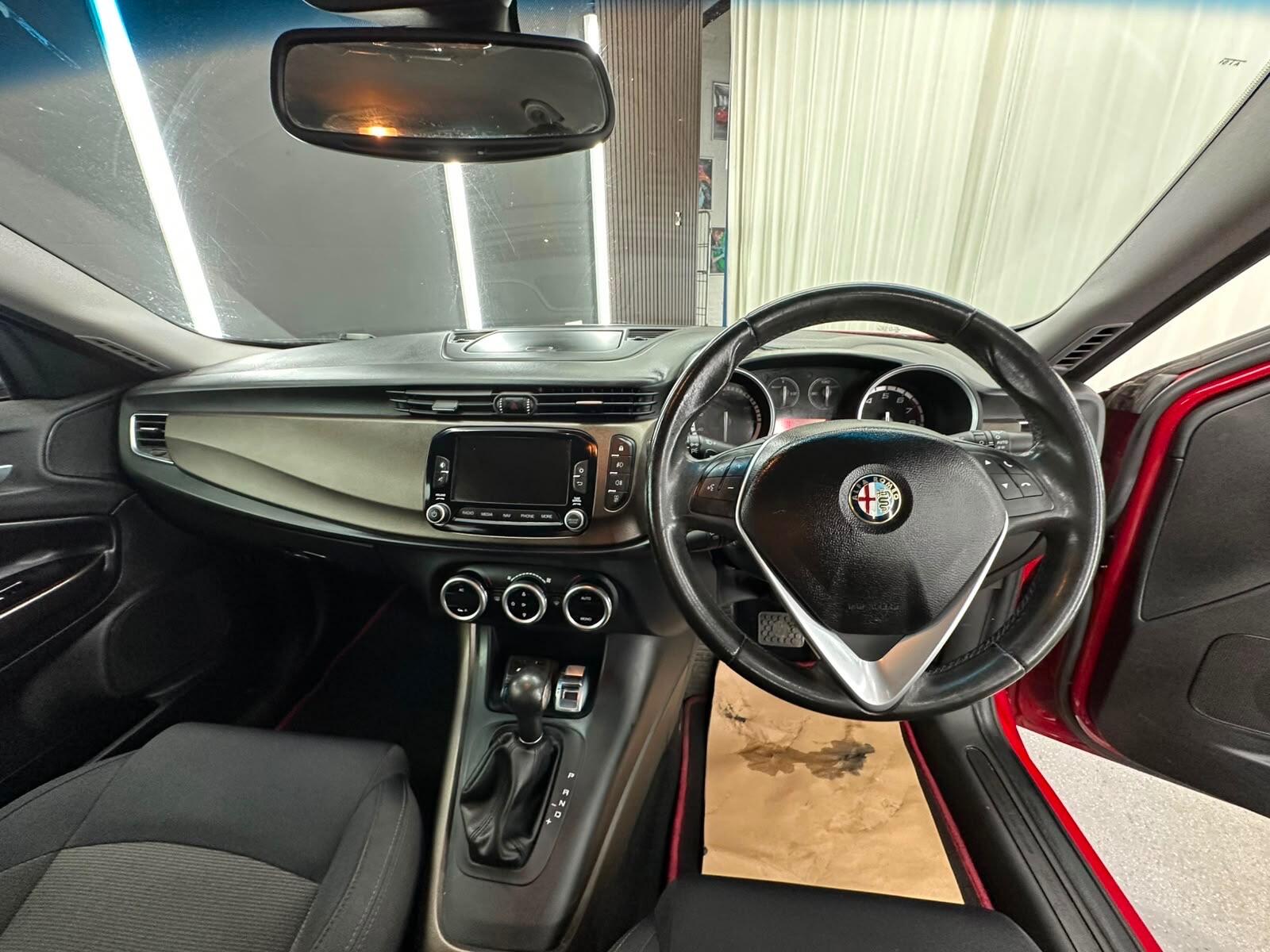 Alfa Romeo Giulietta view 38