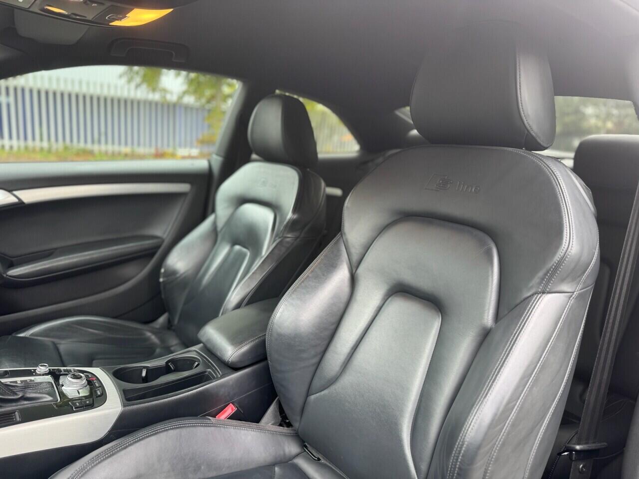 Audi A5 view 14