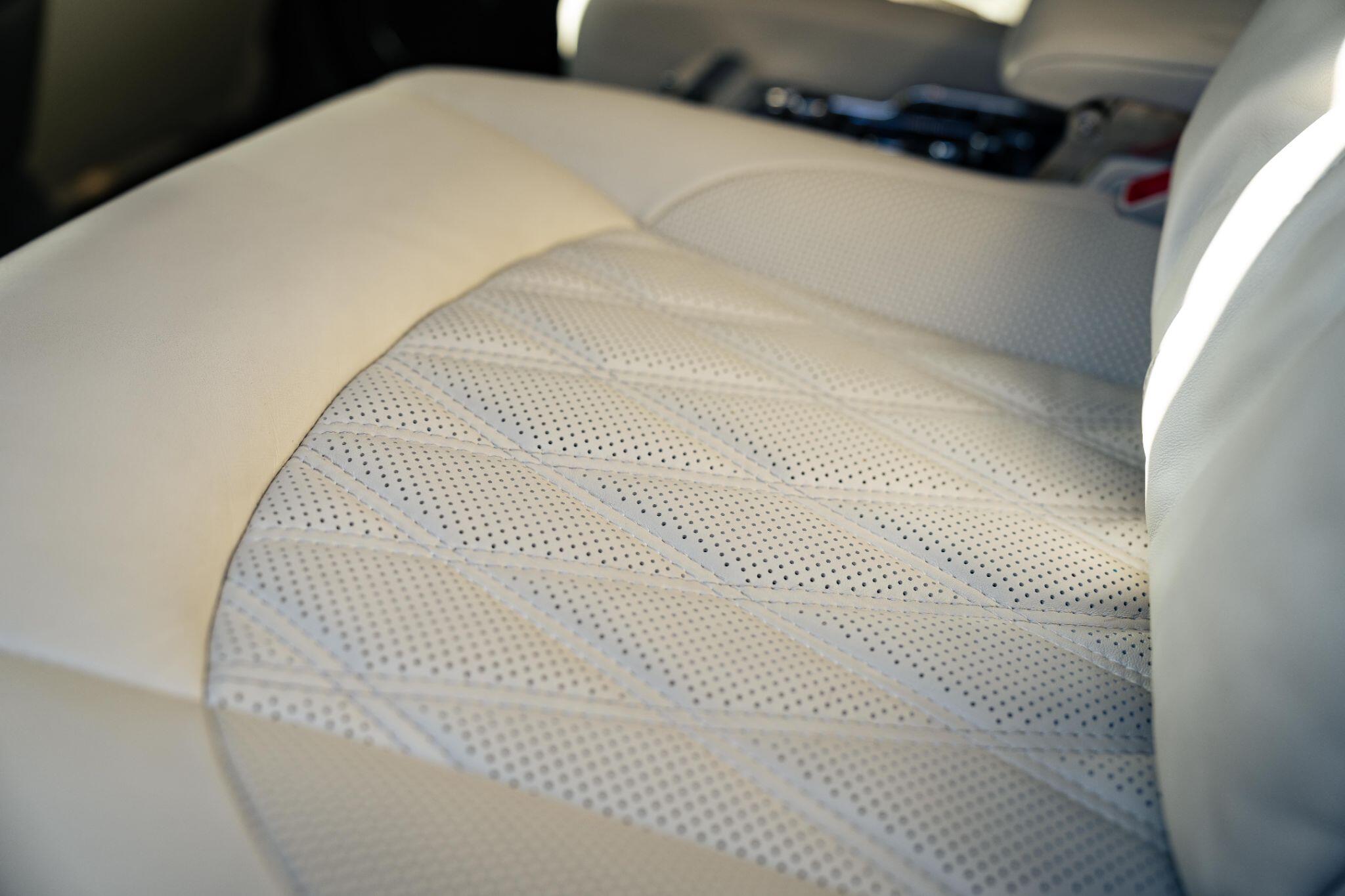 Bentley Mulsanne view 31