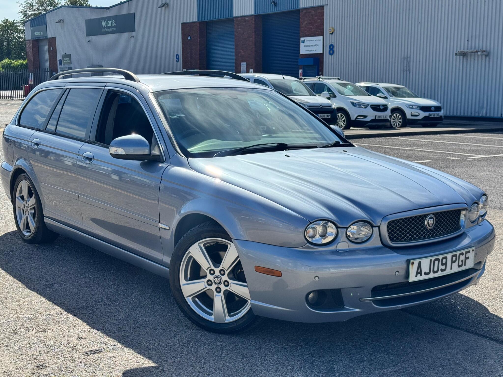 2009 Jaguar X-Type in Blue for sale