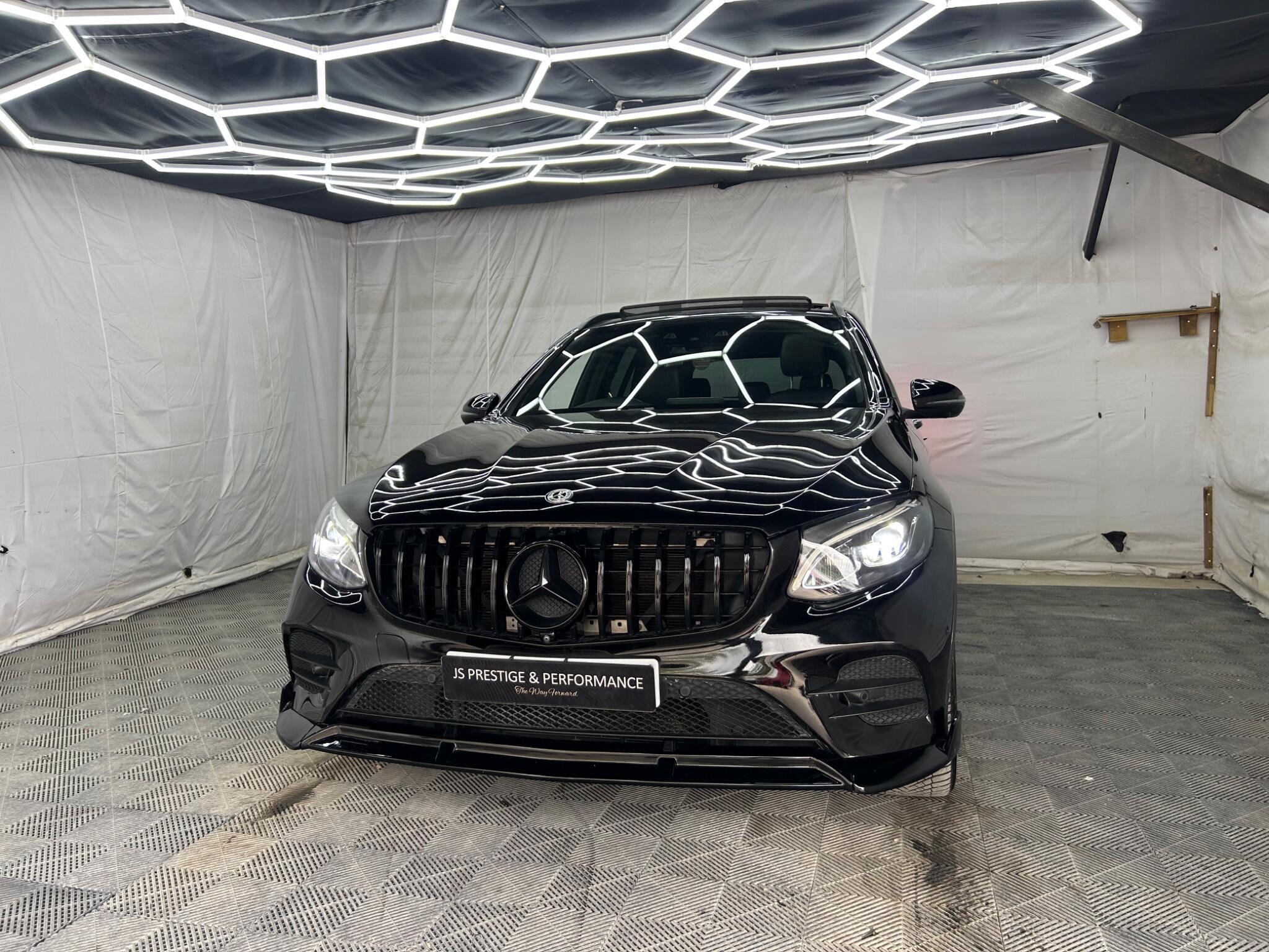 Mercedes-Benz GLC view 5