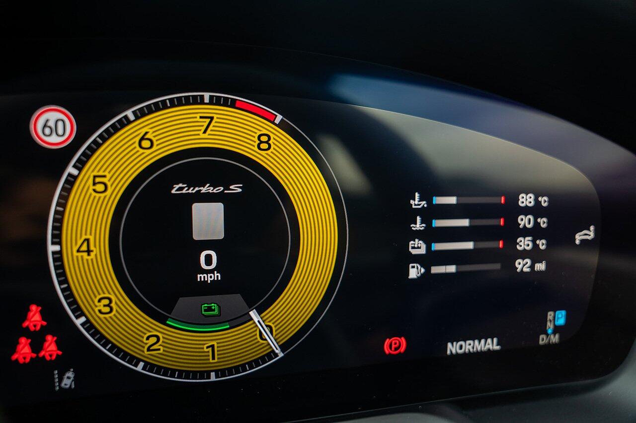 Porsche 911 view 112