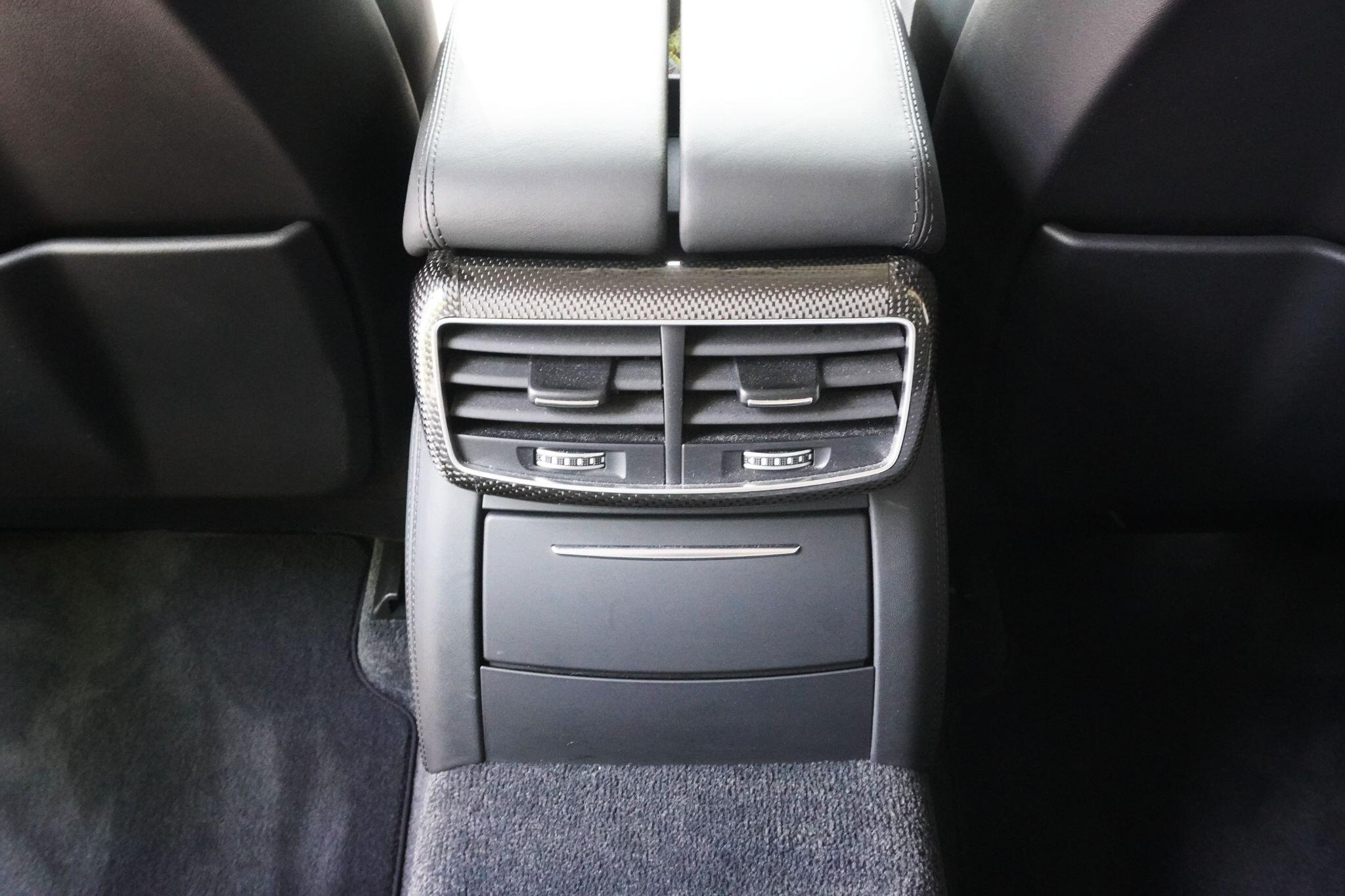 Audi S8 view 74