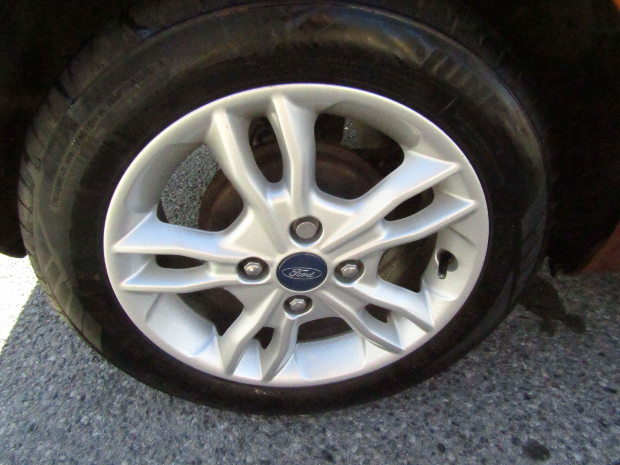 Ford Fiesta view 21