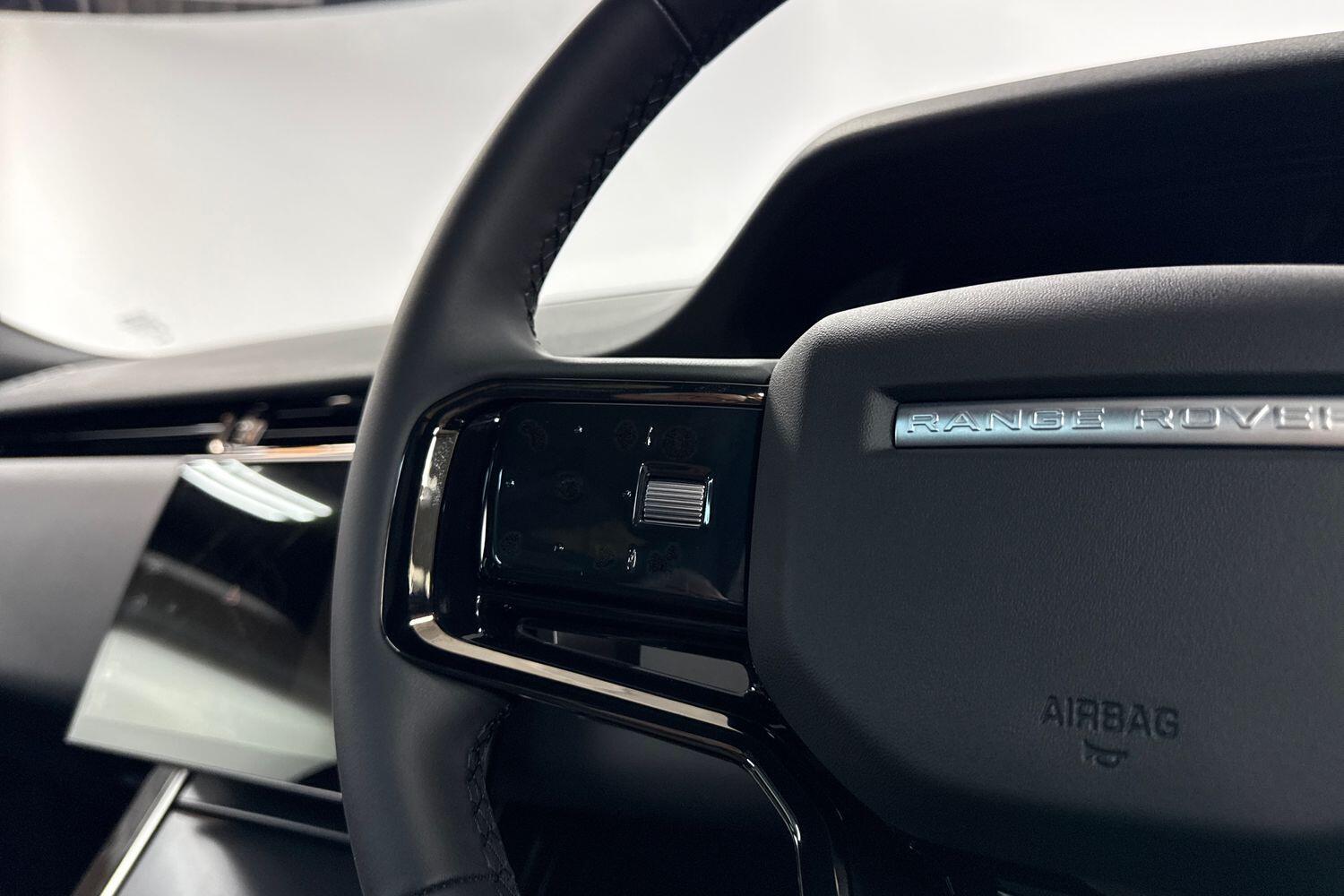 Land Rover Range Rover Evoque view 24