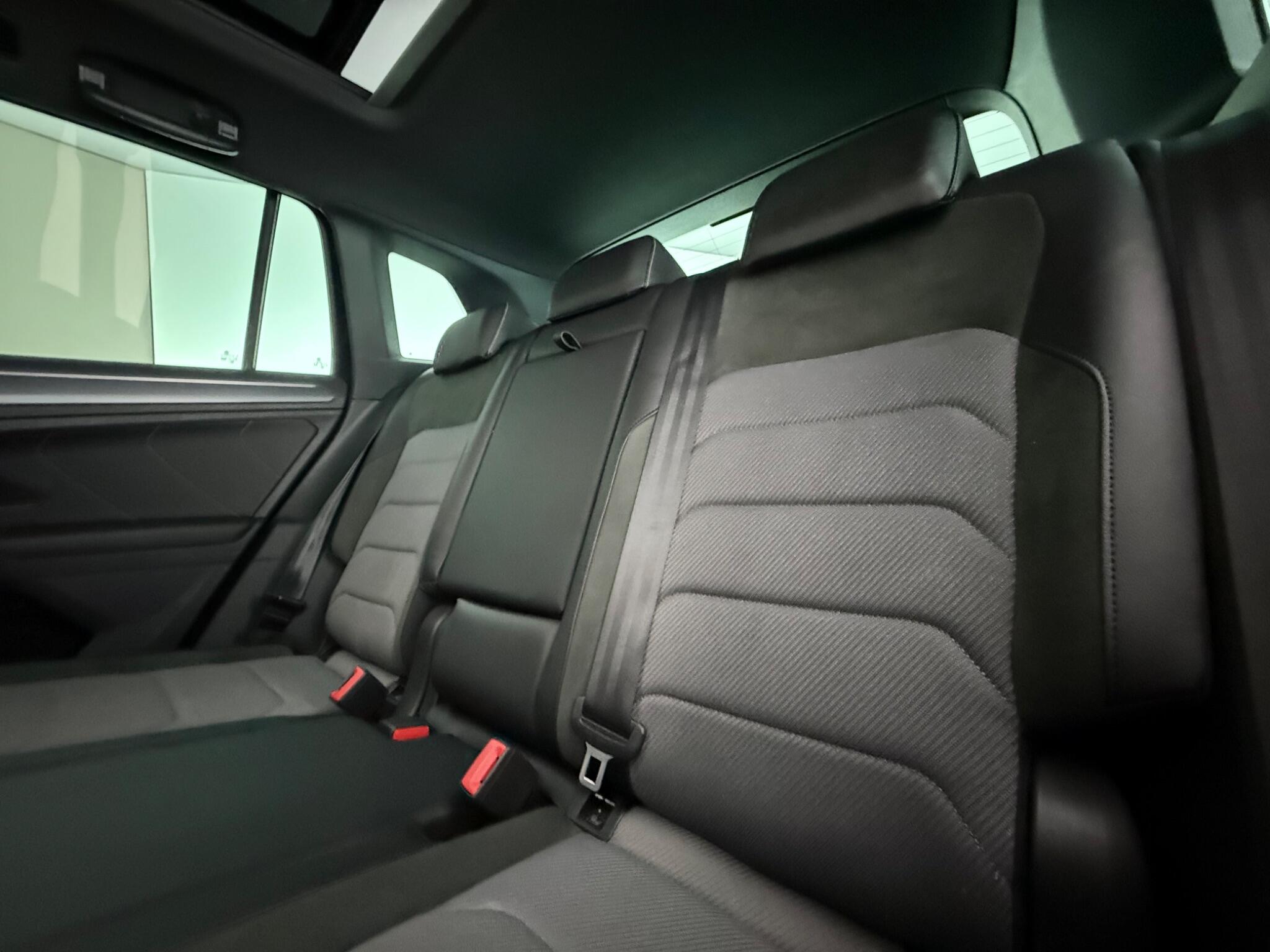 Volkswagen Tiguan view 31