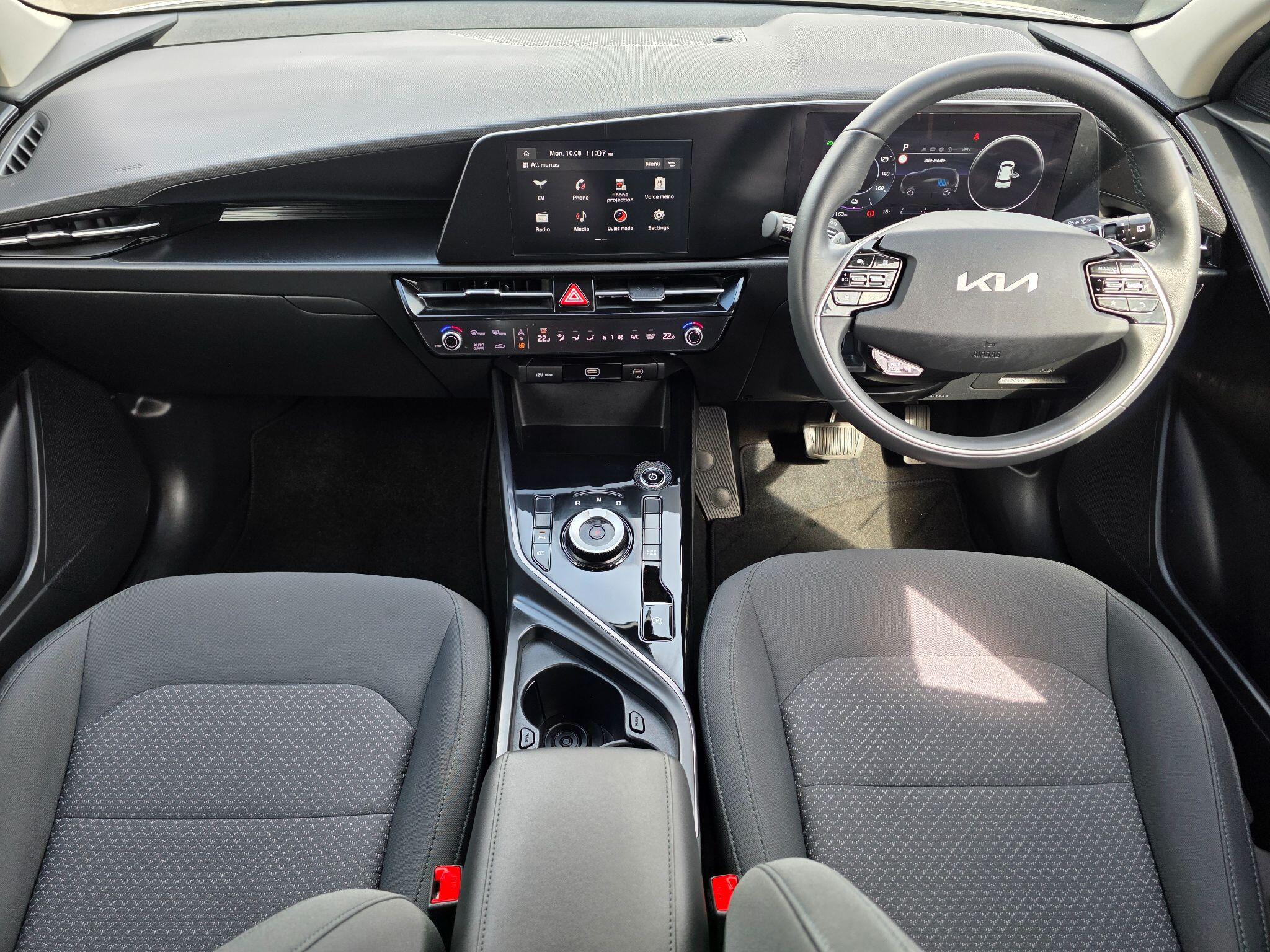 Kia Niro view 12