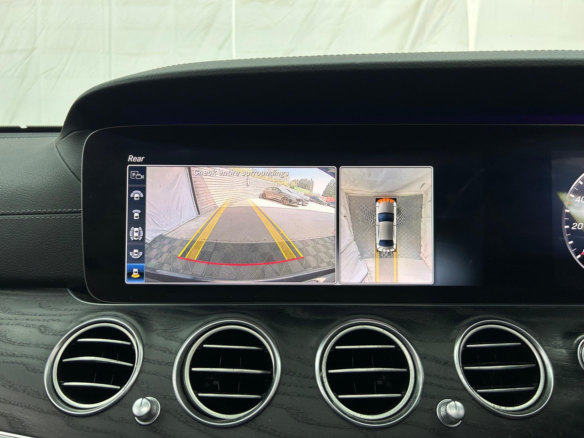 Mercedes-Benz E Class view 41