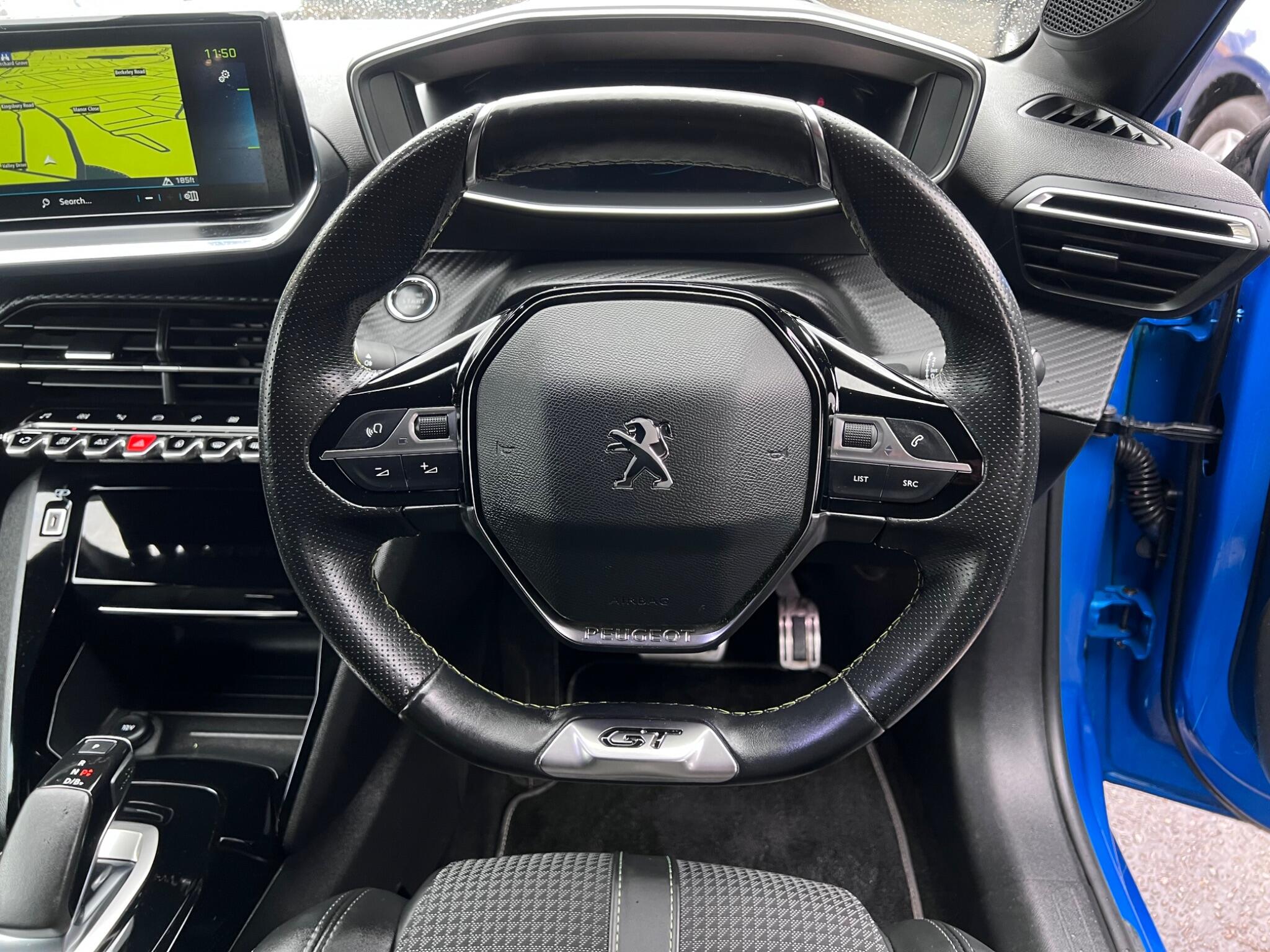 Peugeot E-208 view 24