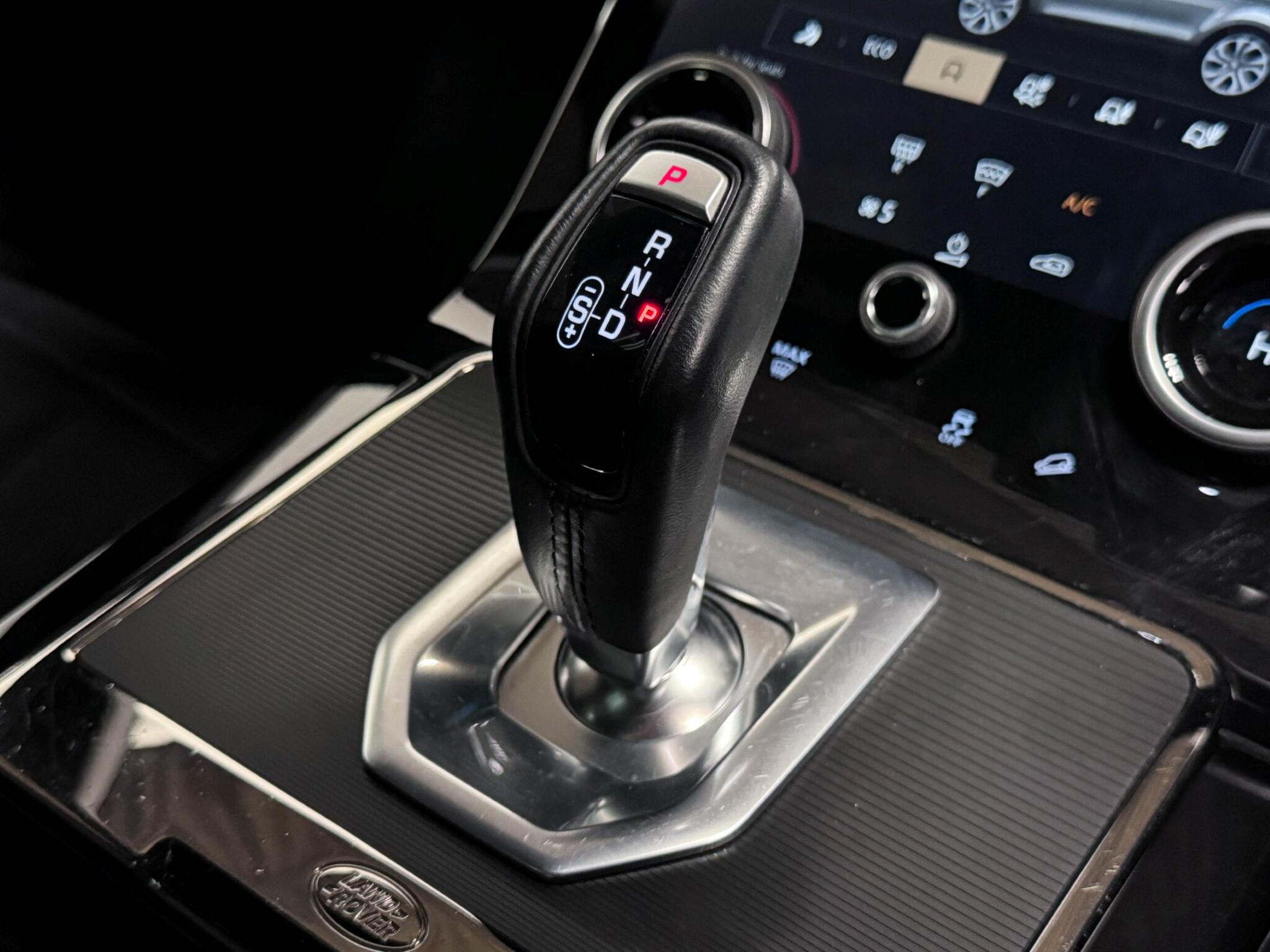 Land Rover Range Rover Evoque view 36