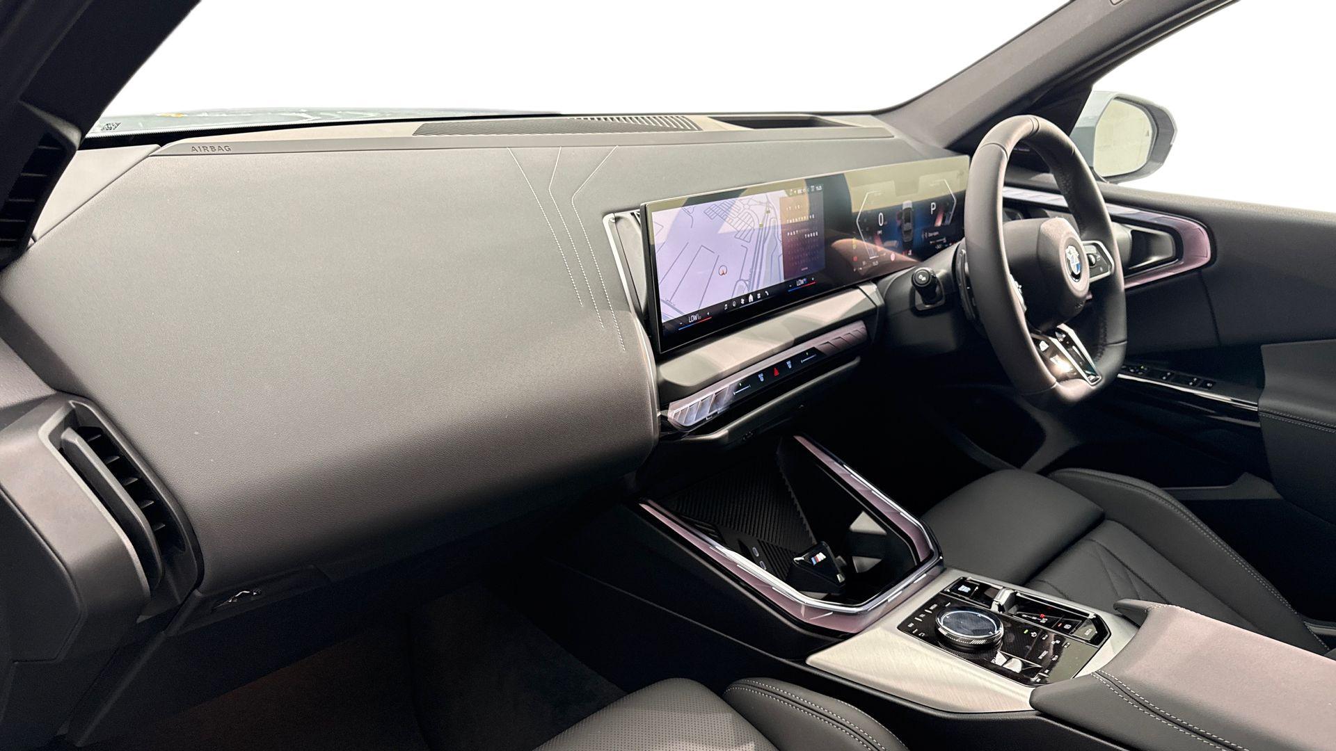 BMW X3 view 7
