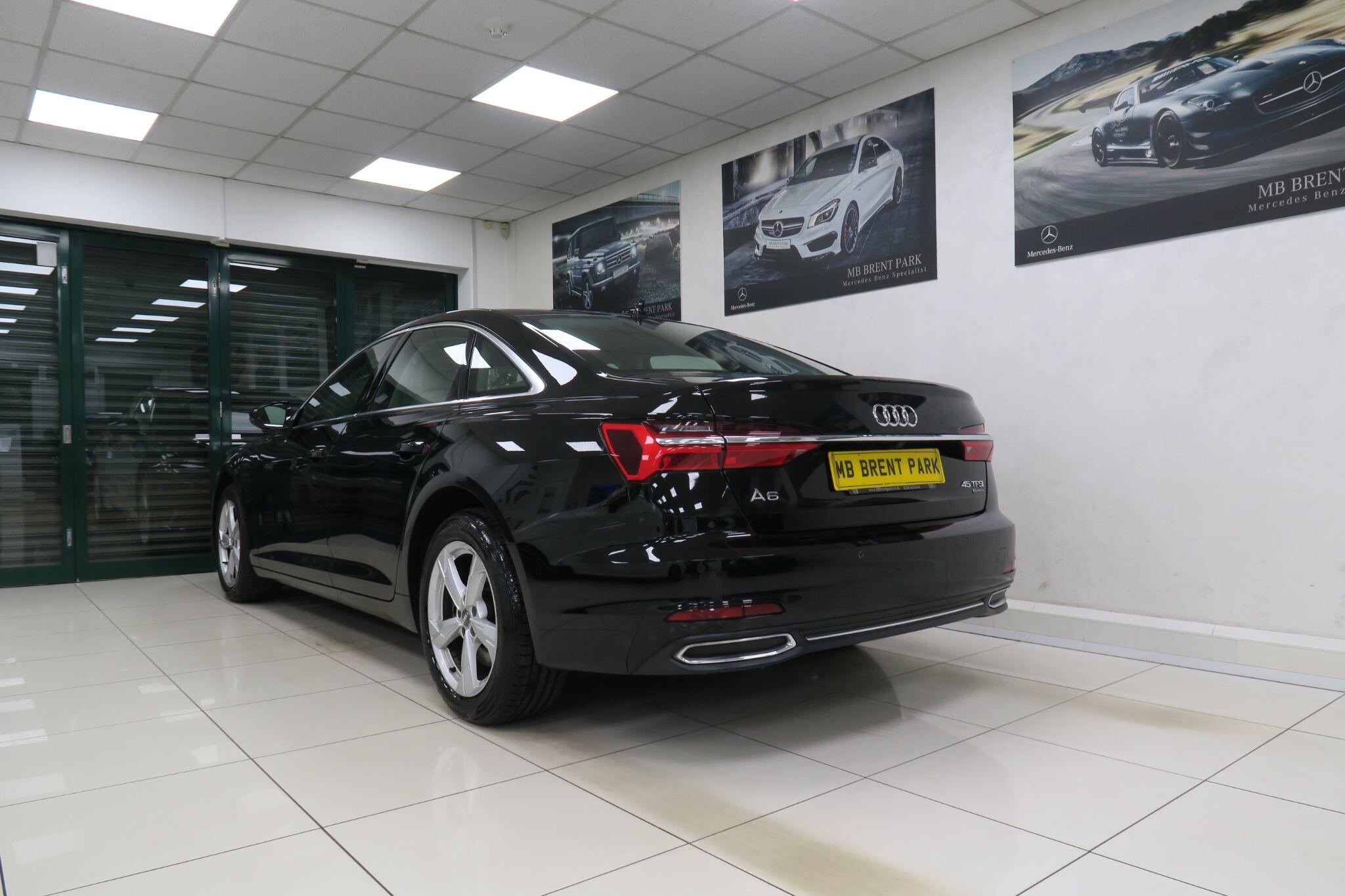 Audi A6 view 6