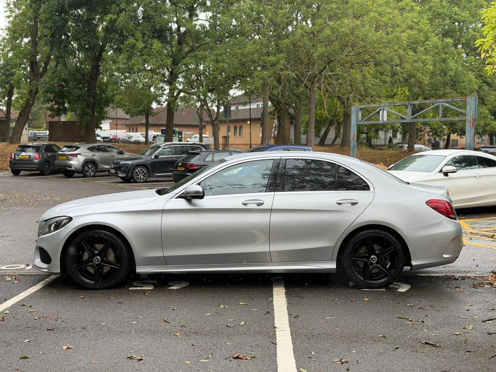Mercedes-Benz C-Class view 6