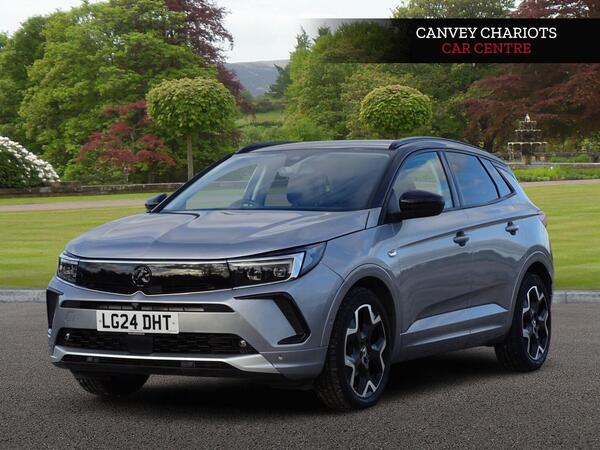 Grey 2024 Vauxhall Grandland Hatchback Front-wheel drive Manual