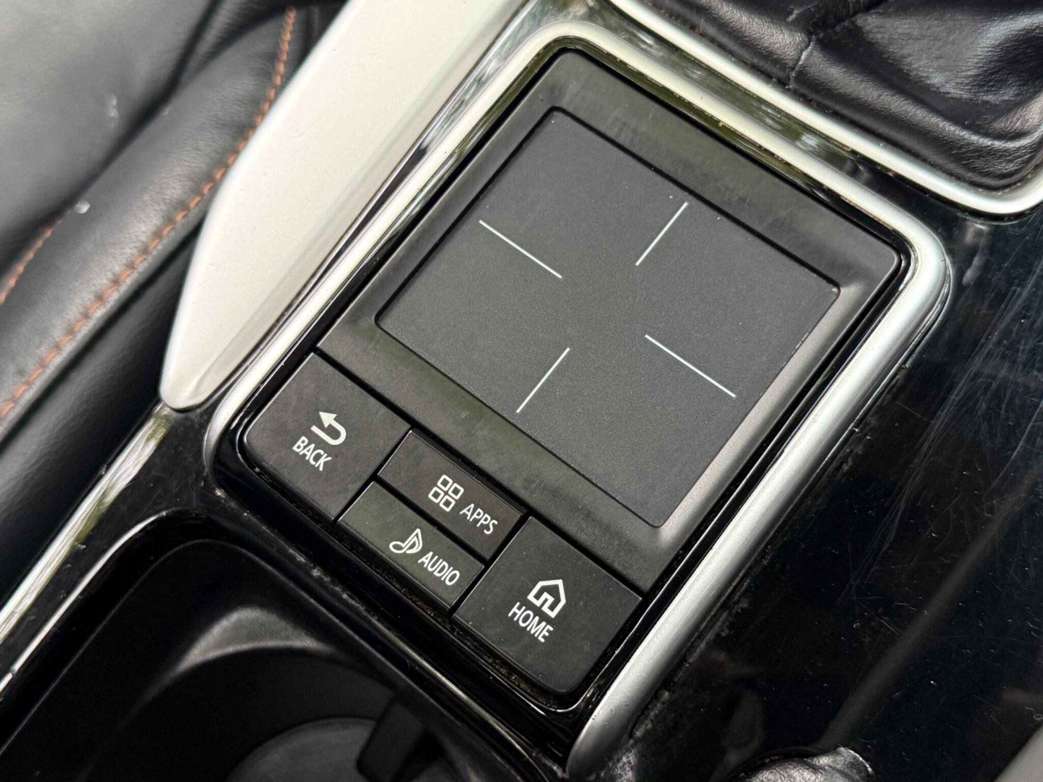 Mitsubishi Eclipse Cross - Image 46