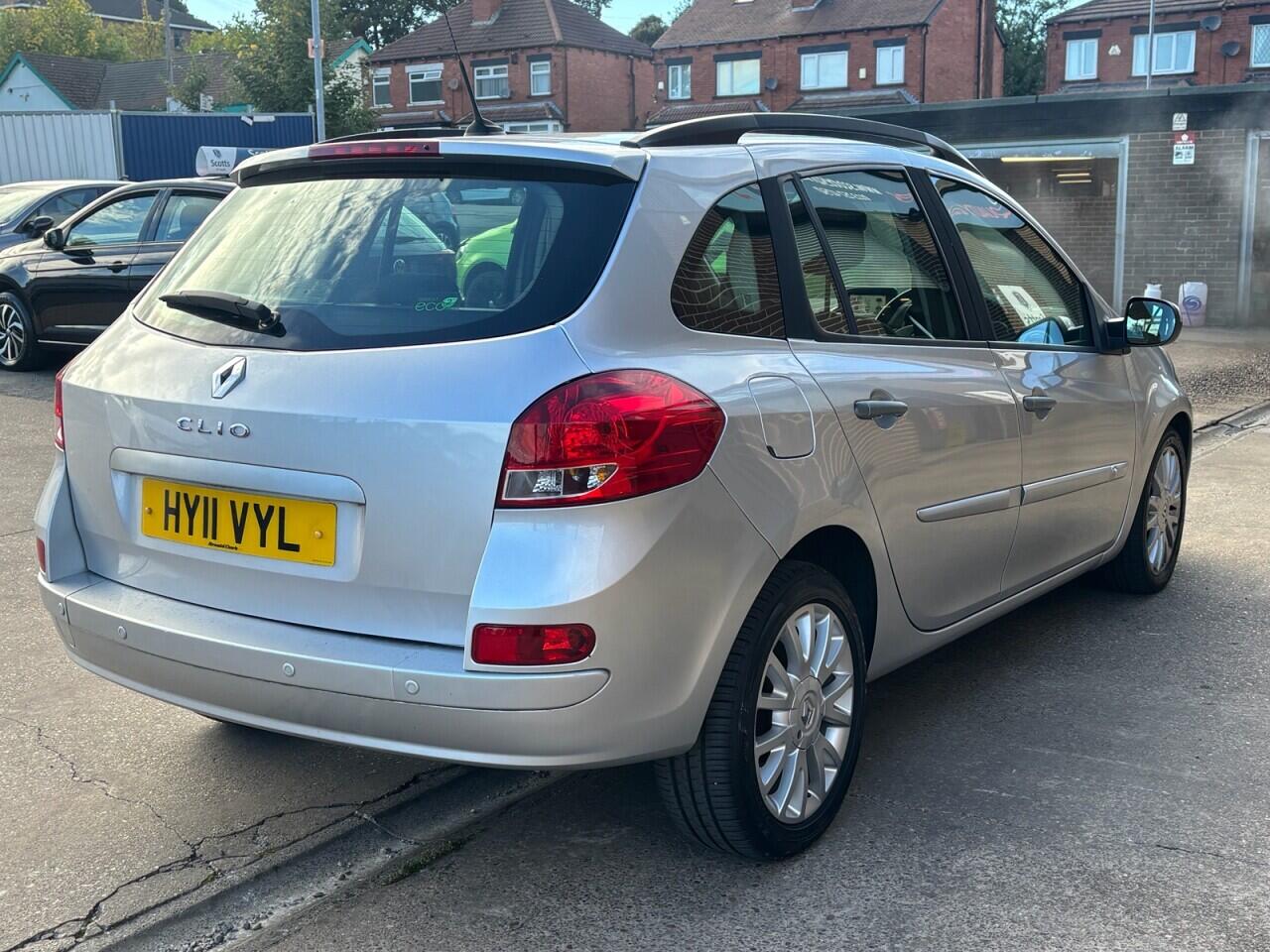 Renault Clio view 7