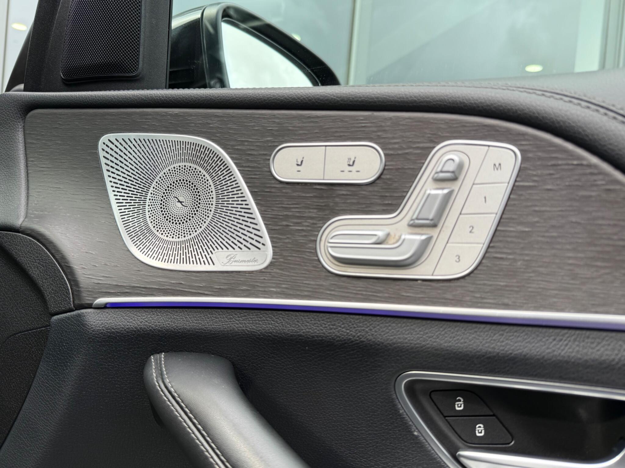 Mercedes-Benz Gle view 15