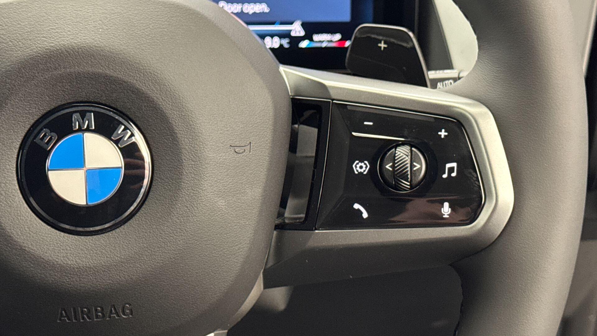 BMW X3 view 18
