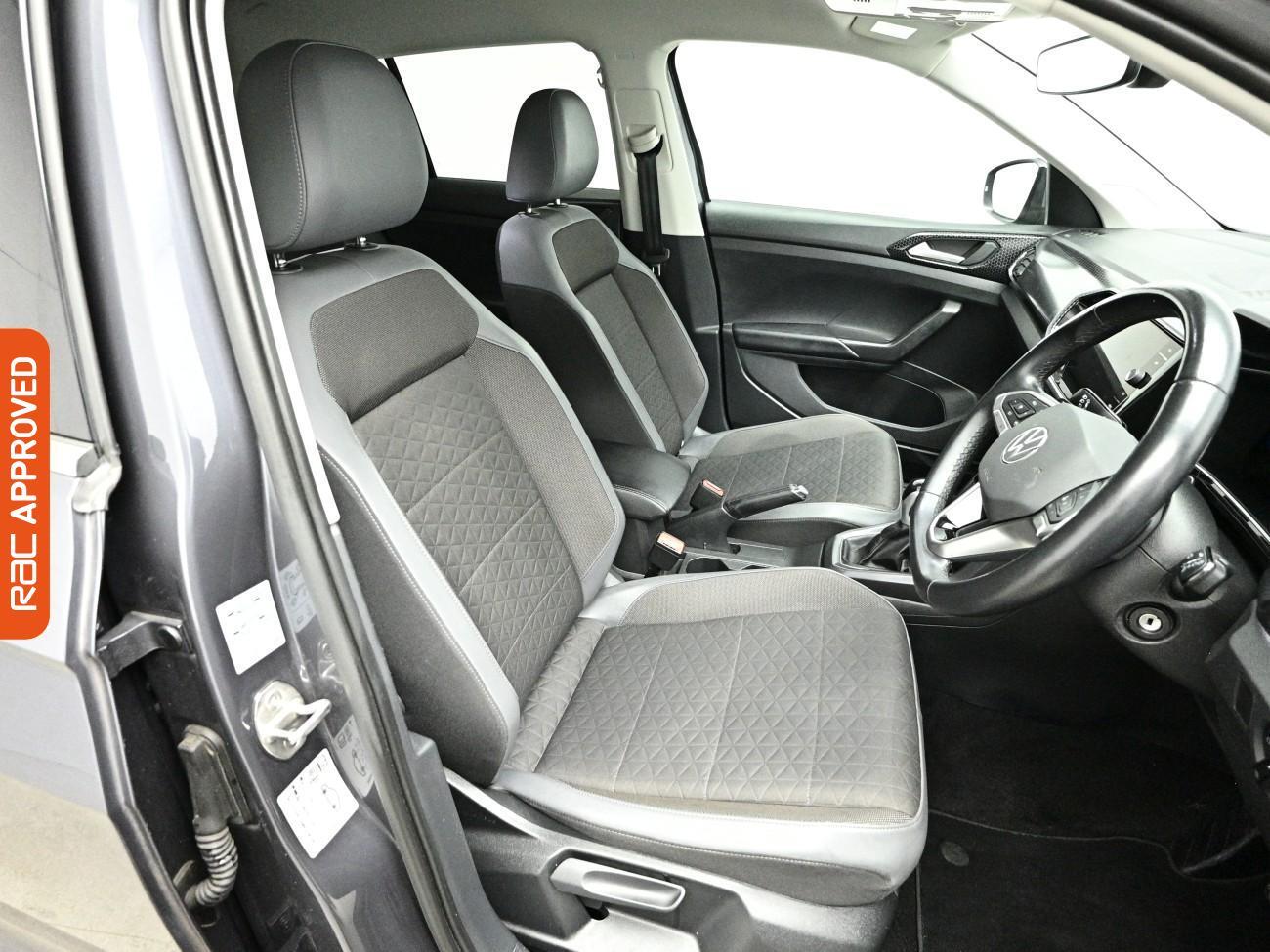 Volkswagen T-Cross view 12