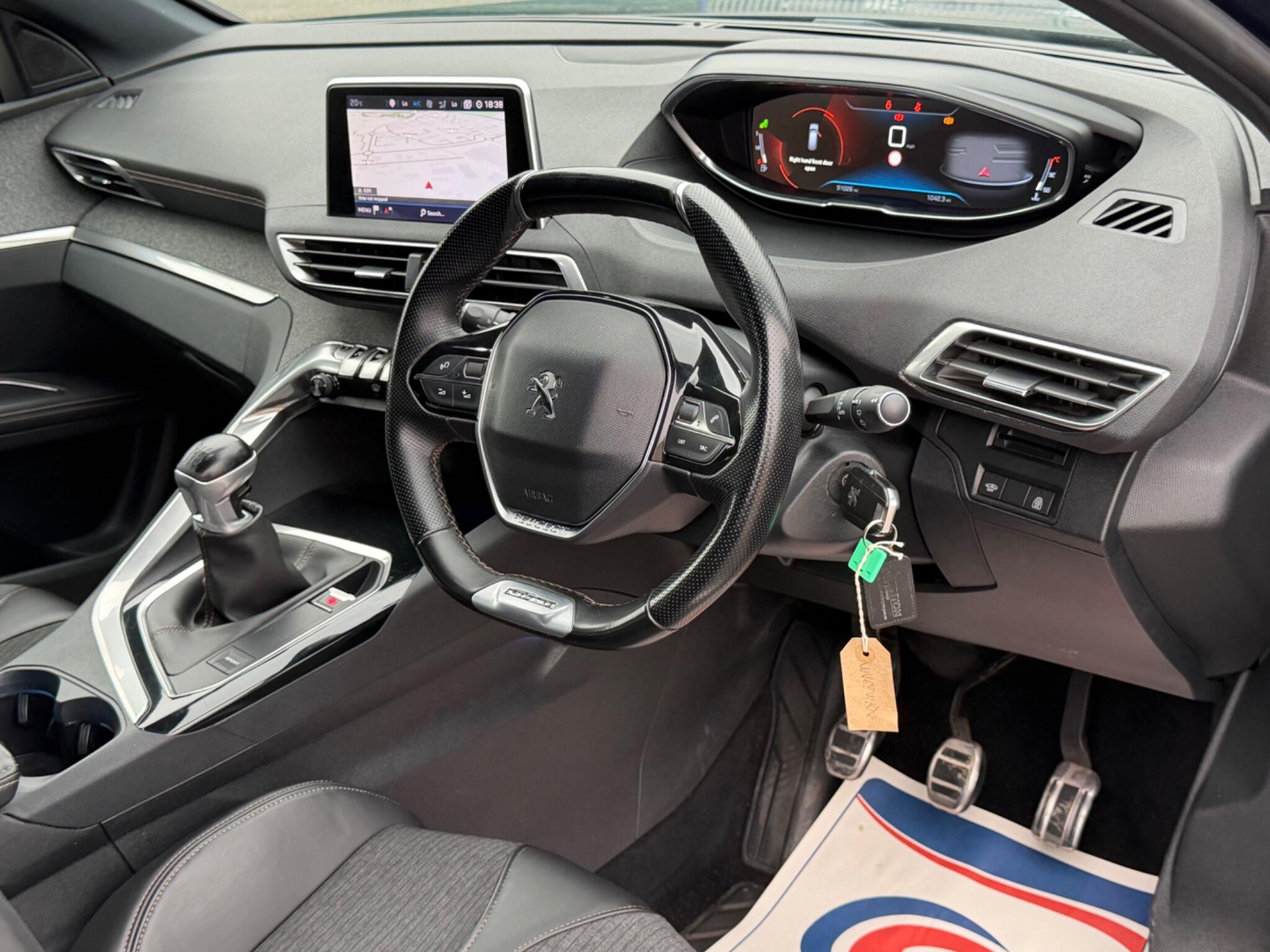 Peugeot 5008 view 19