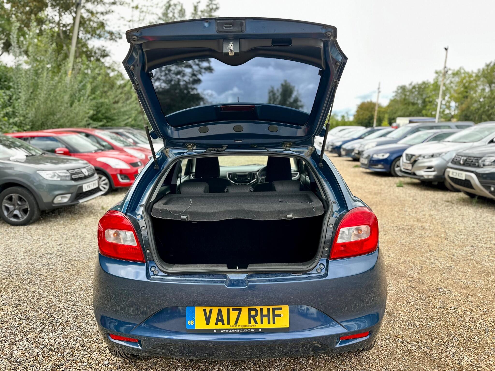 Suzuki Baleno view 19