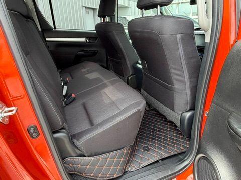 Toyota Hilux view 12