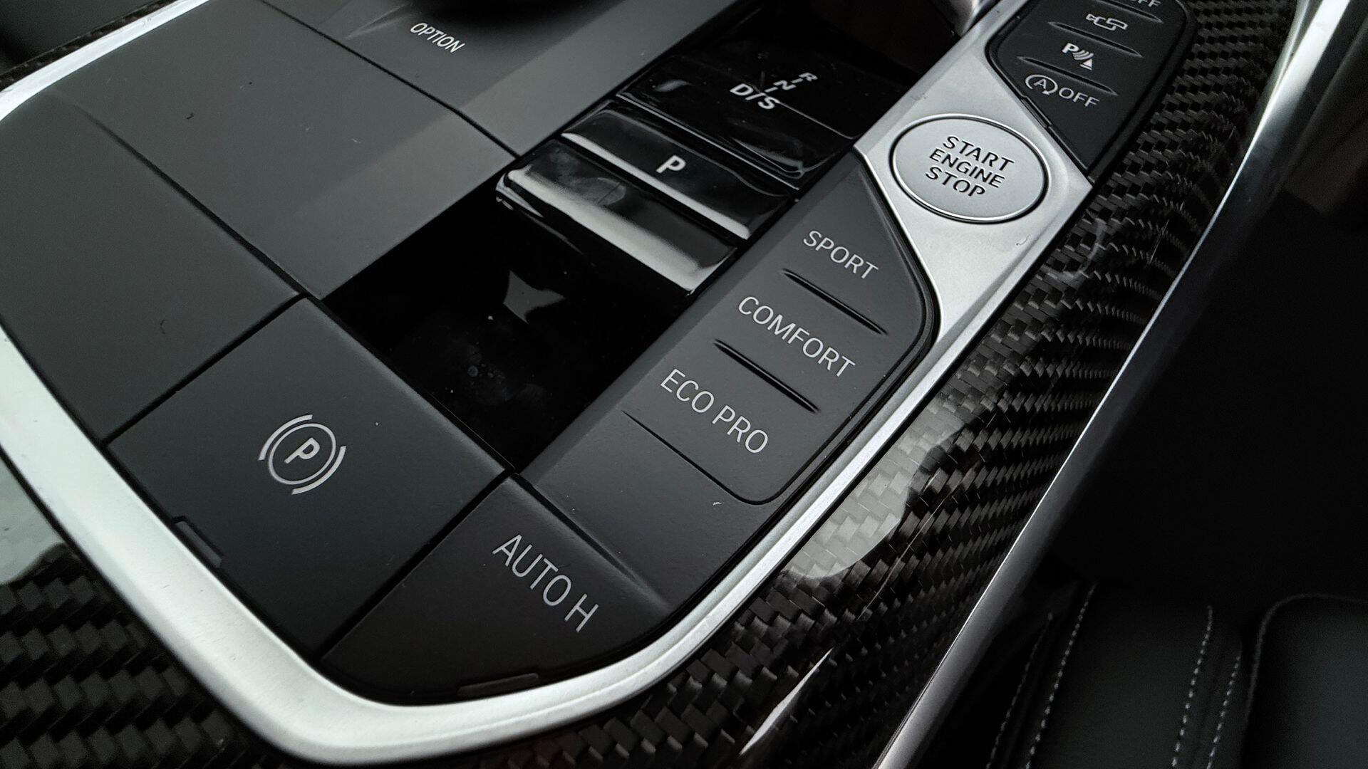 BMW 3 Series view 19