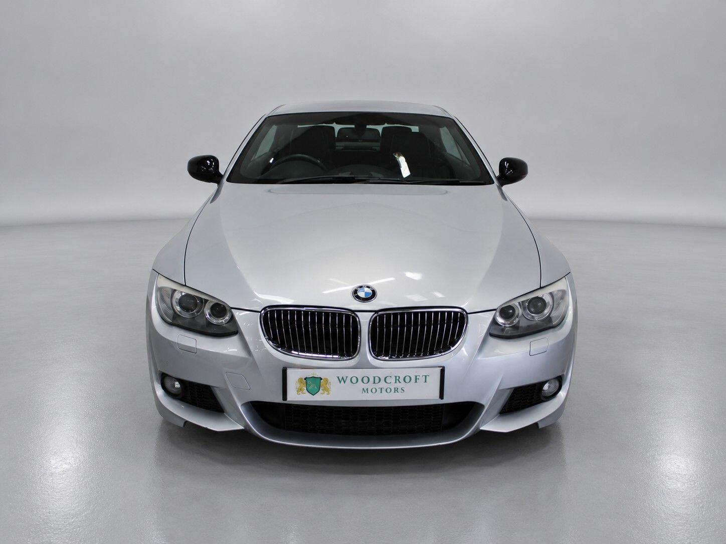BMW 3 Series view 13