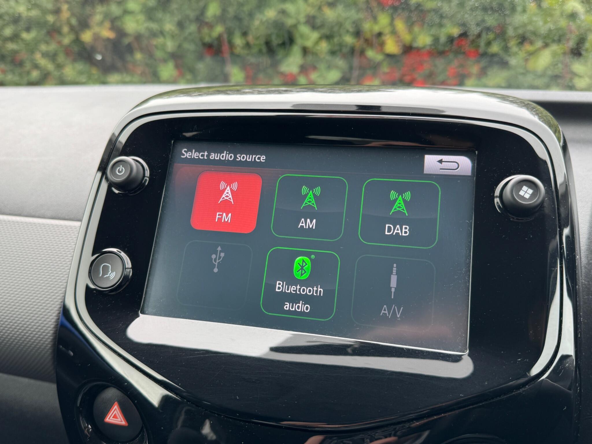 Peugeot 108 view 33