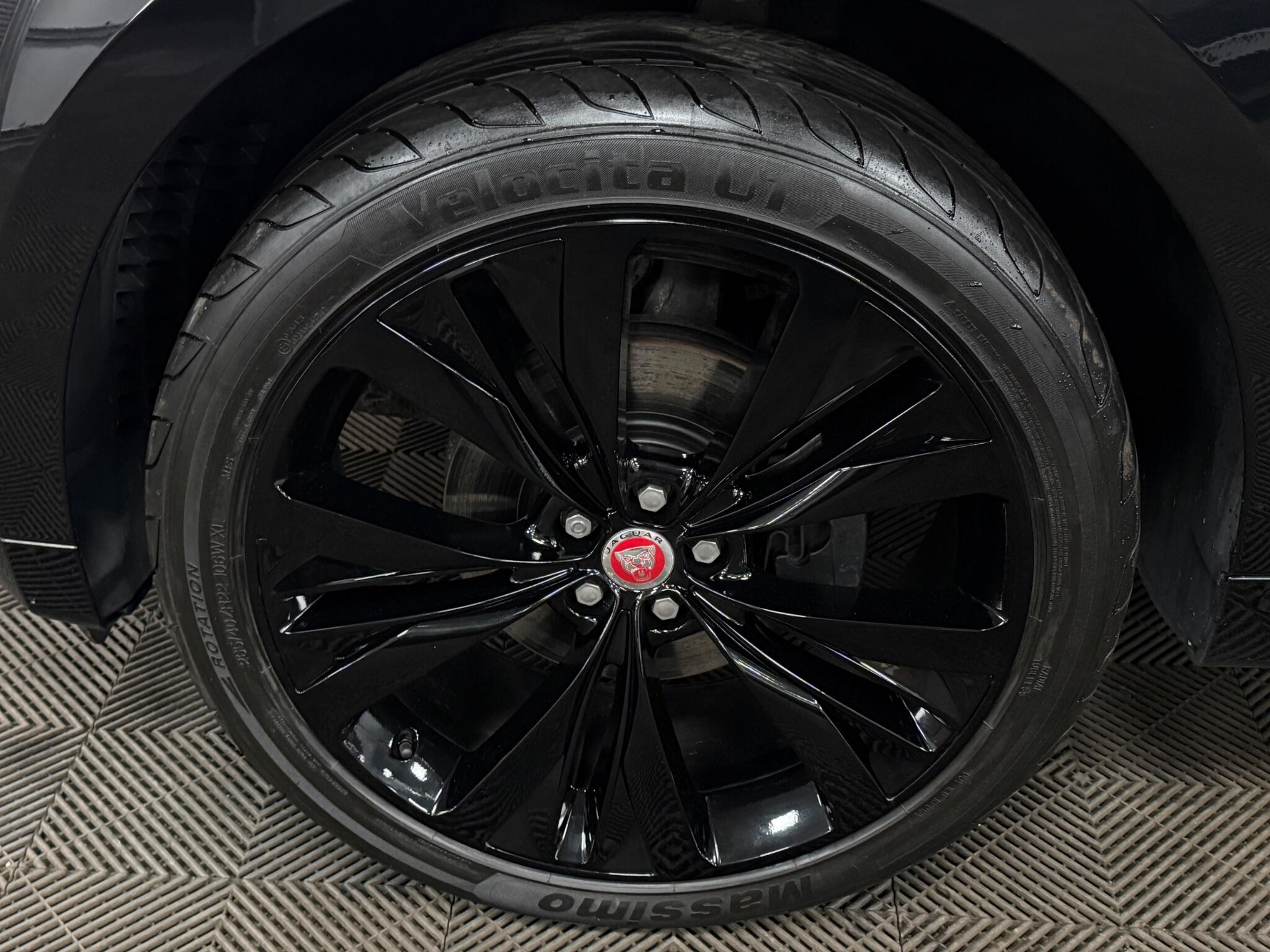 Jaguar F-Pace view 47
