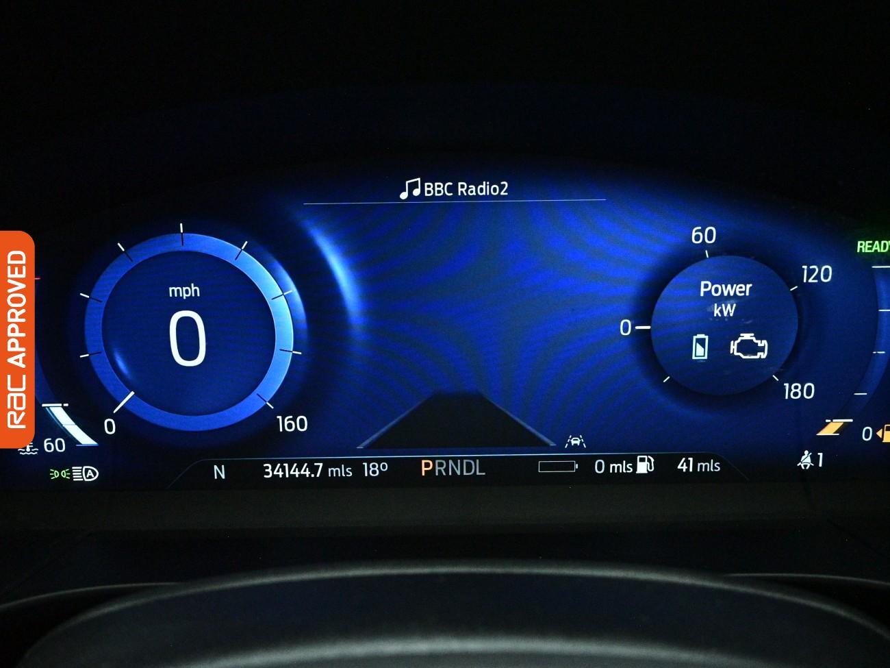Ford Kuga view 3
