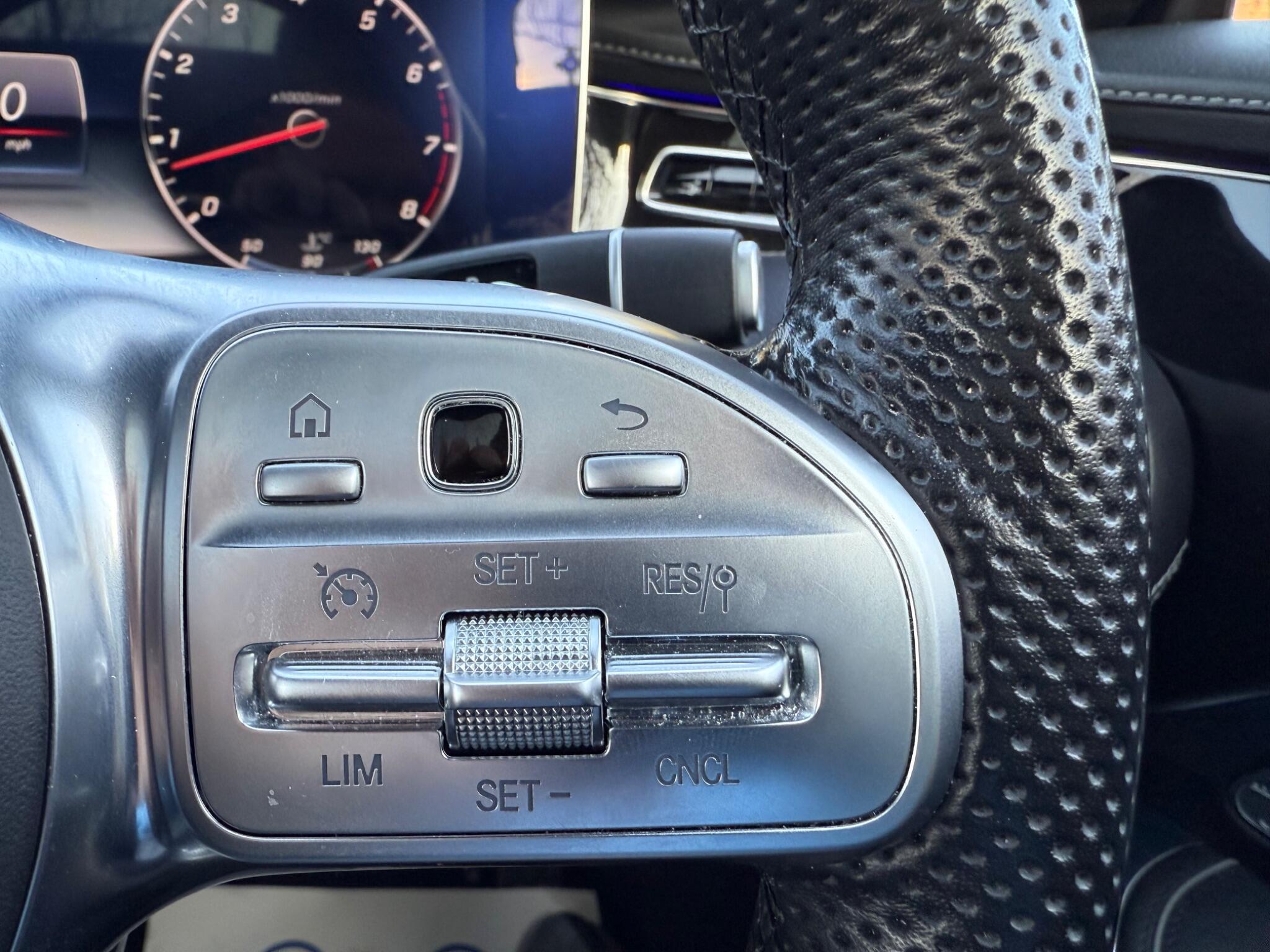 2019 Mercedes-Benz S Class image 33