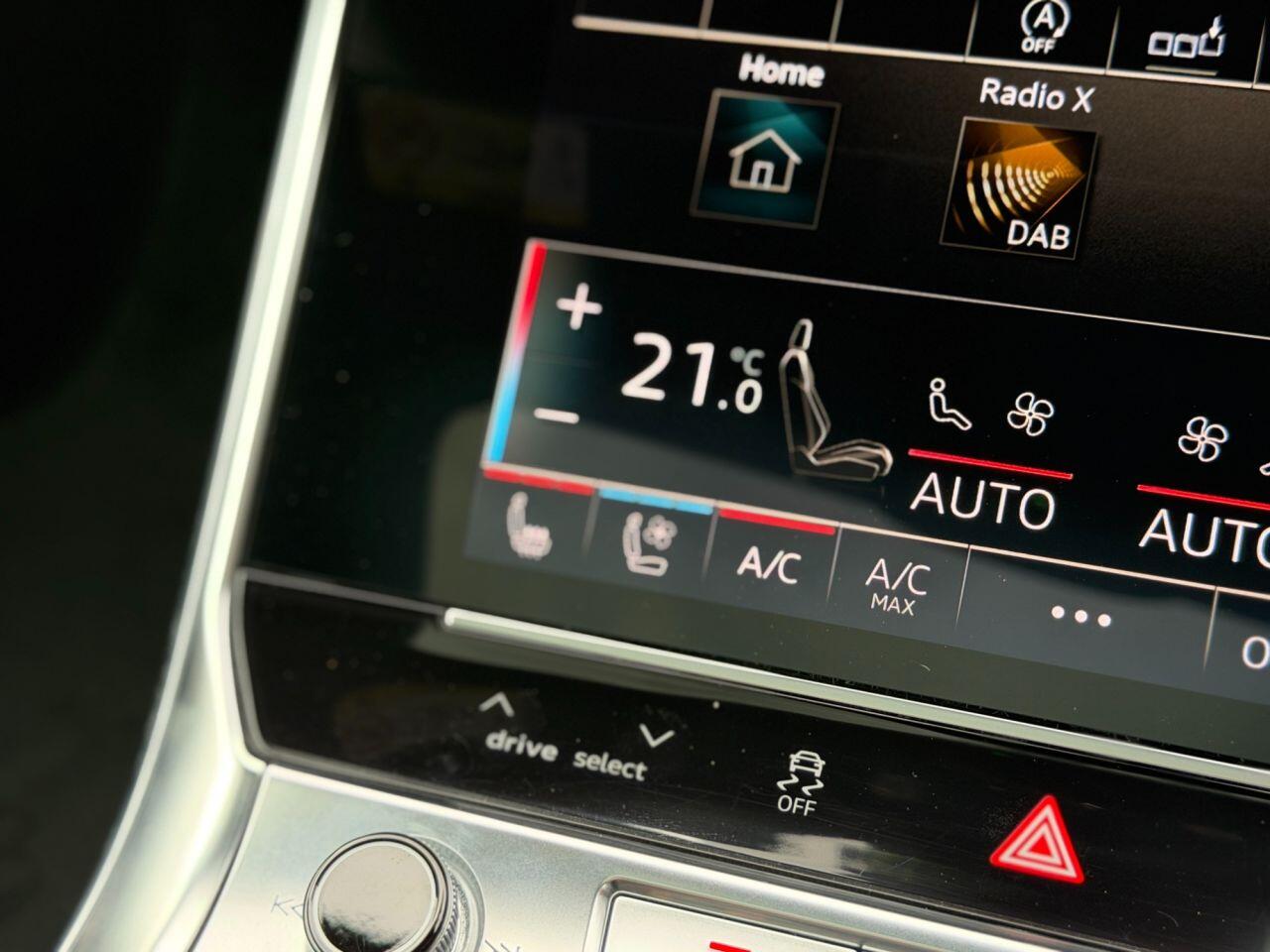 Audi RS6 Avant view 54
