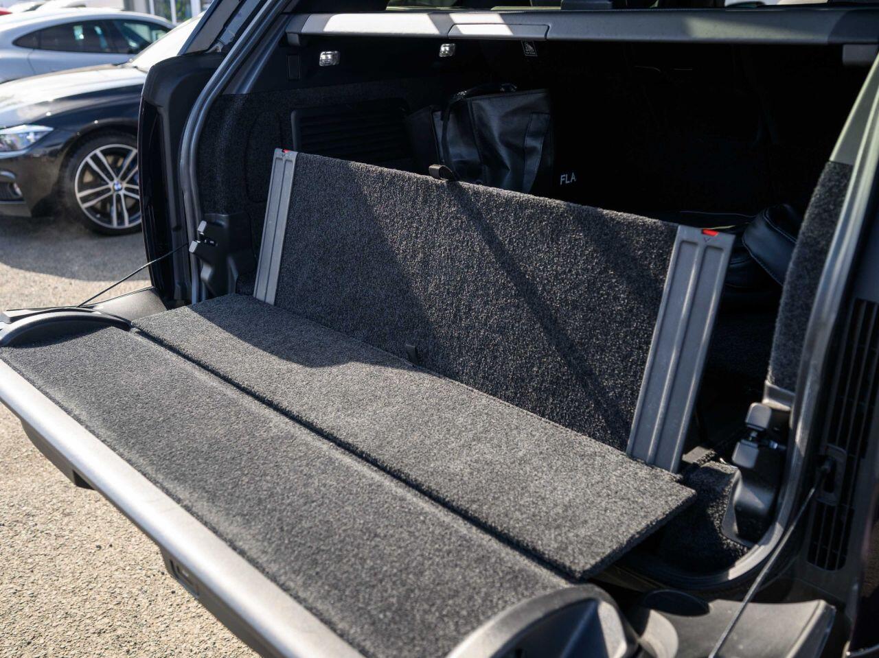 Land Rover Range Rover view 21