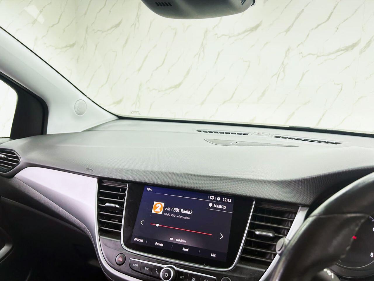 Vauxhall Crossland X view 15