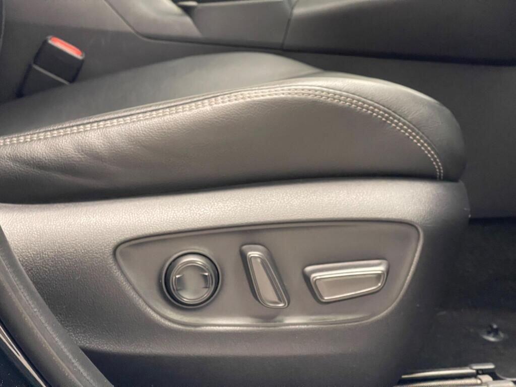 Toyota RAV4 view 12