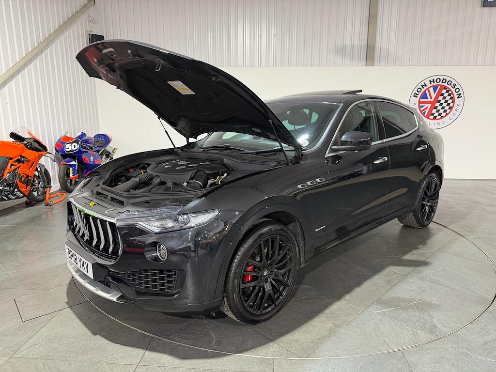 Maserati Levante view 58