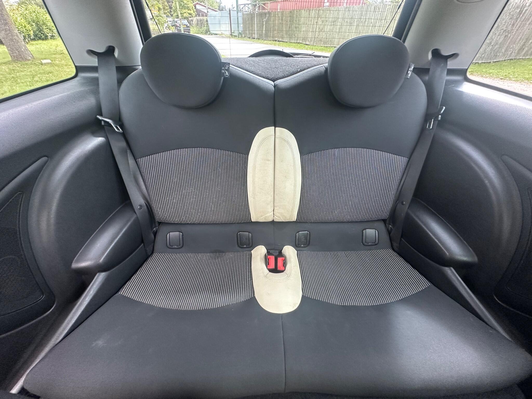 Mini Hatch view 35