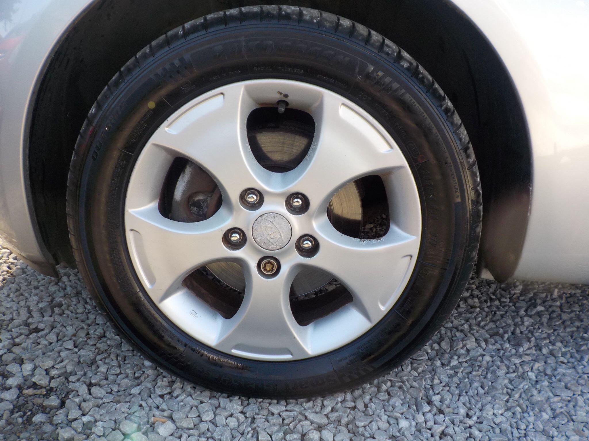 Kia Venga 1.4 EcoDynamics 2 Euro 5 (s/s) 5dr