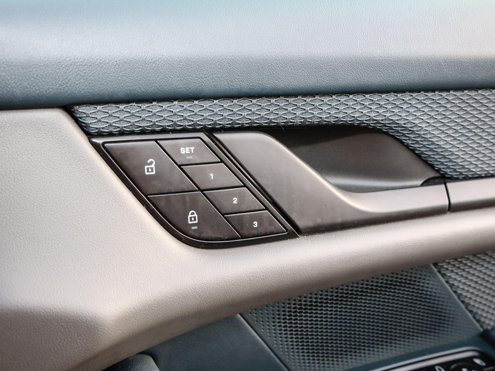 Porsche Taycan view 56