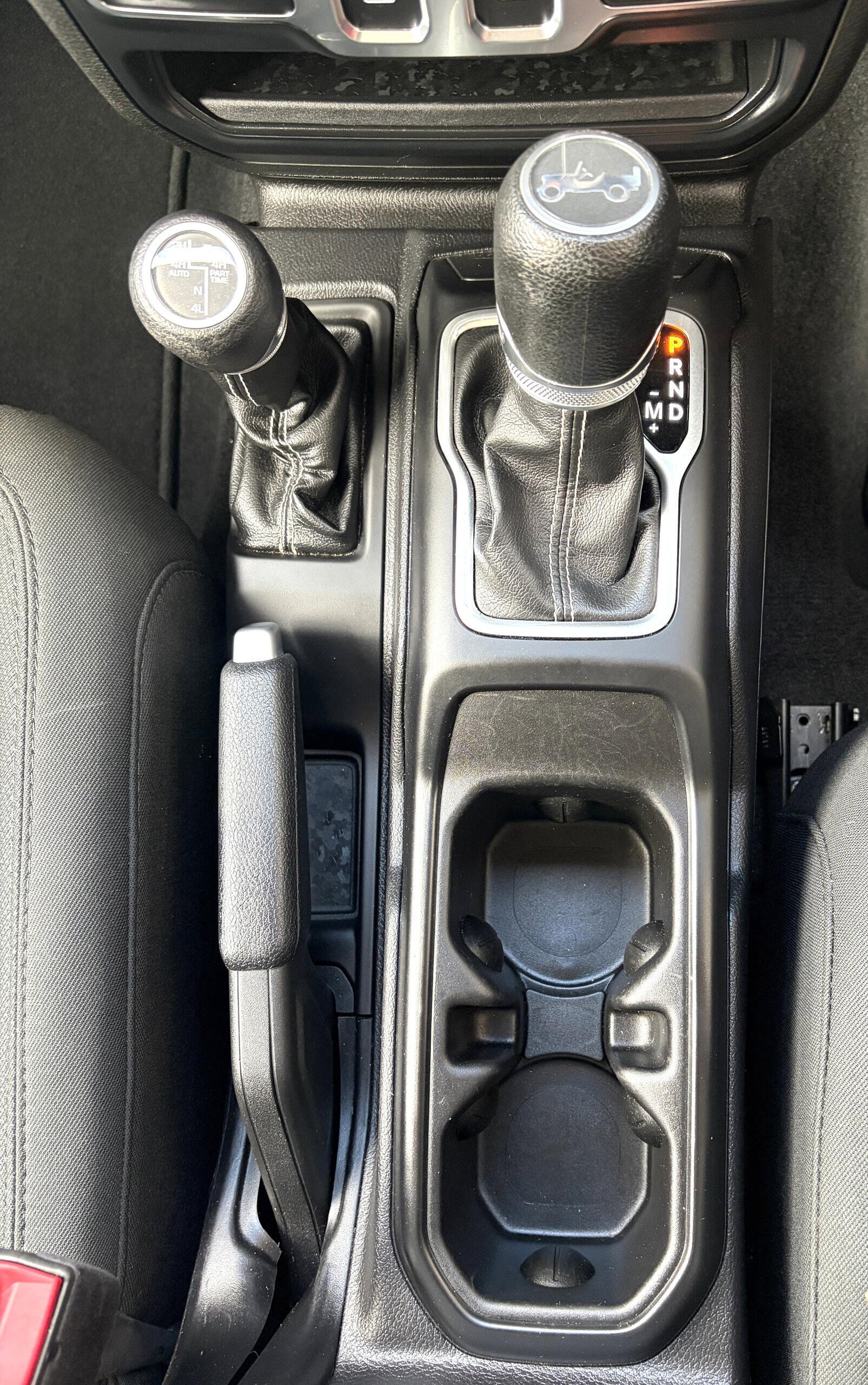 Jeep Wrangler view 31