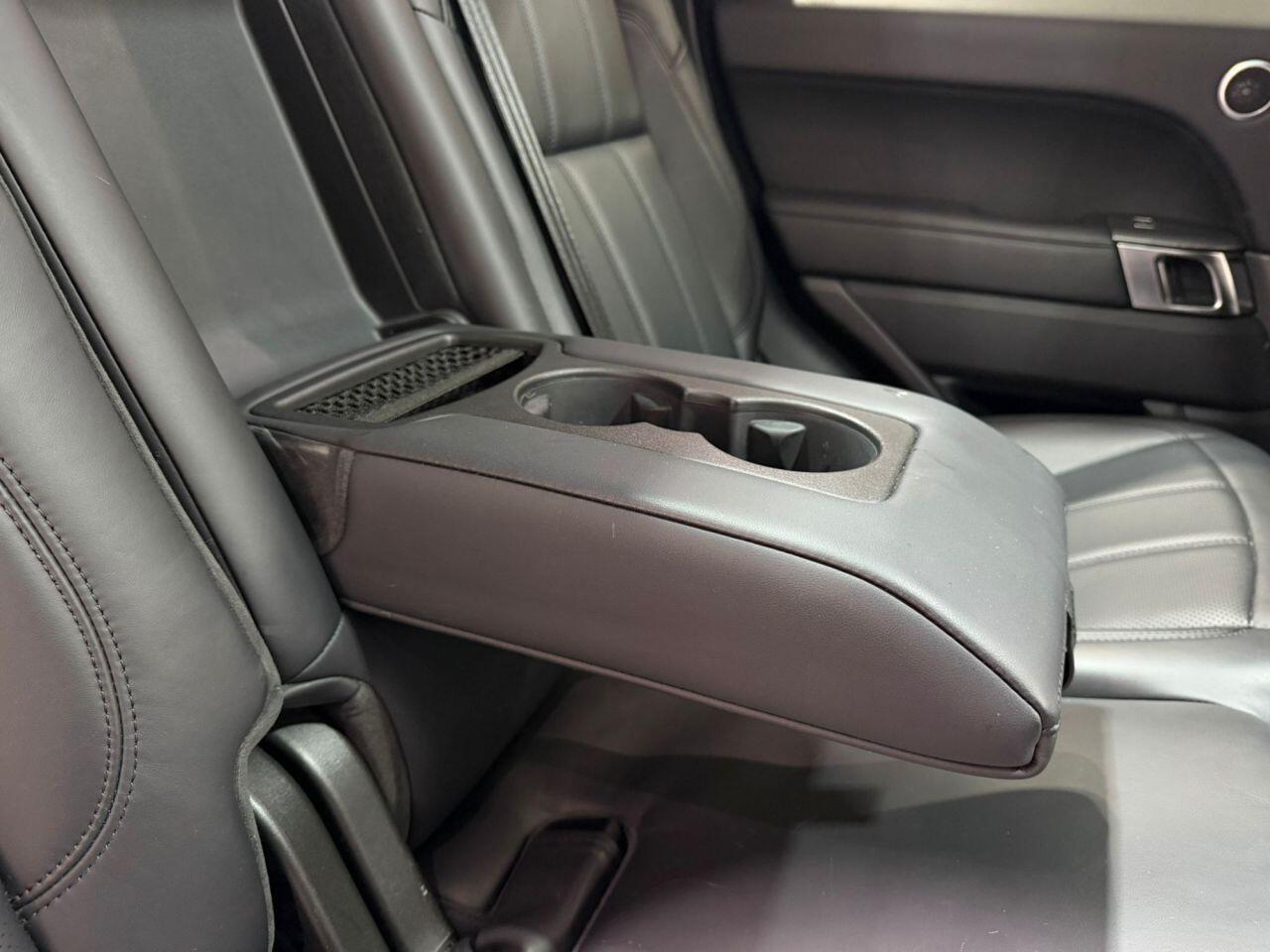 Land Rover Range Rover Sport view 44