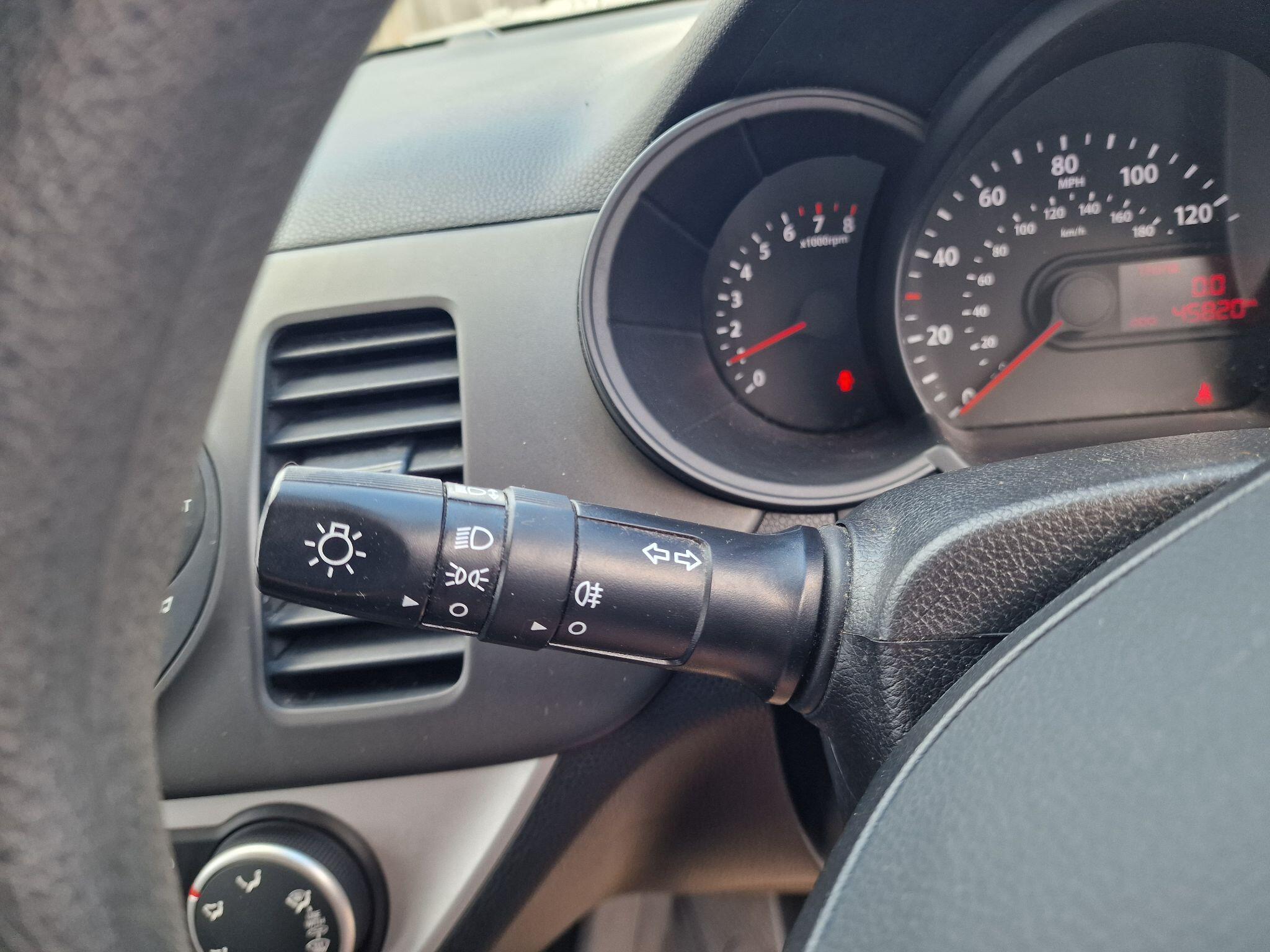 Kia Picanto view 12